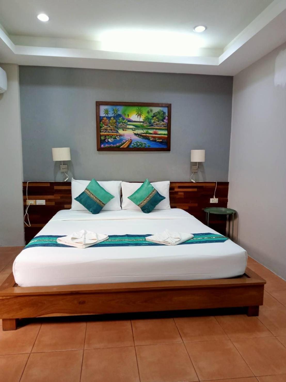 SawasdeeCiao Patong Guesthouse