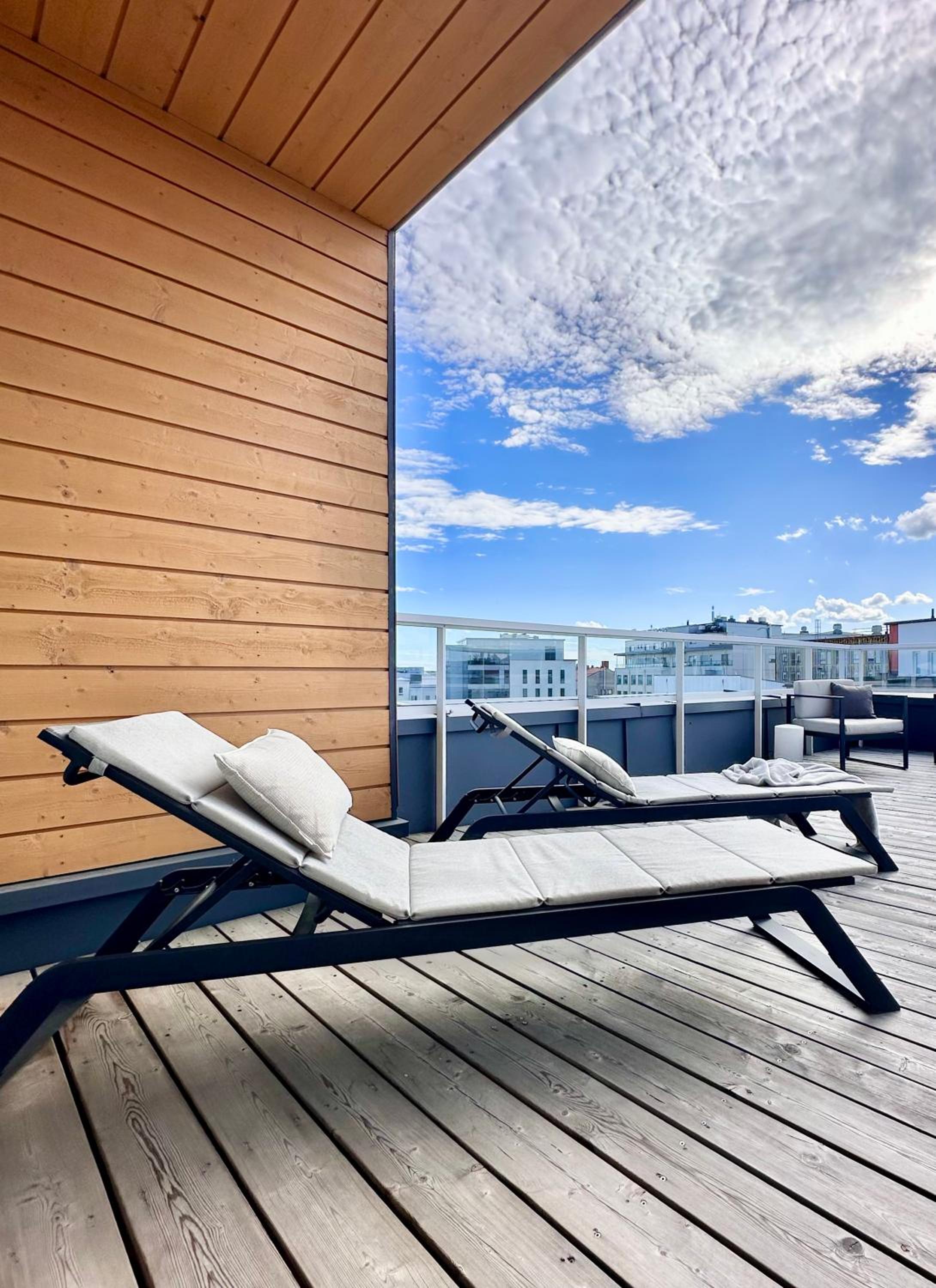 Rooftop penthouse with aurora terrace