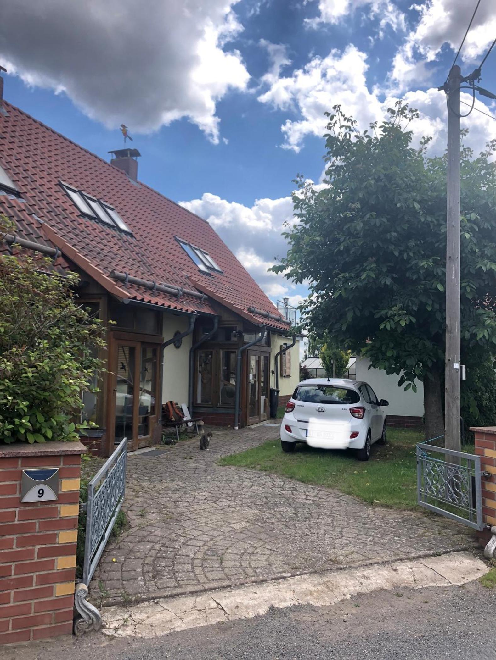 Familiennest und Romantikblick, 120qm FeWo, 3 Schlafplätze, eigener Parkplatz