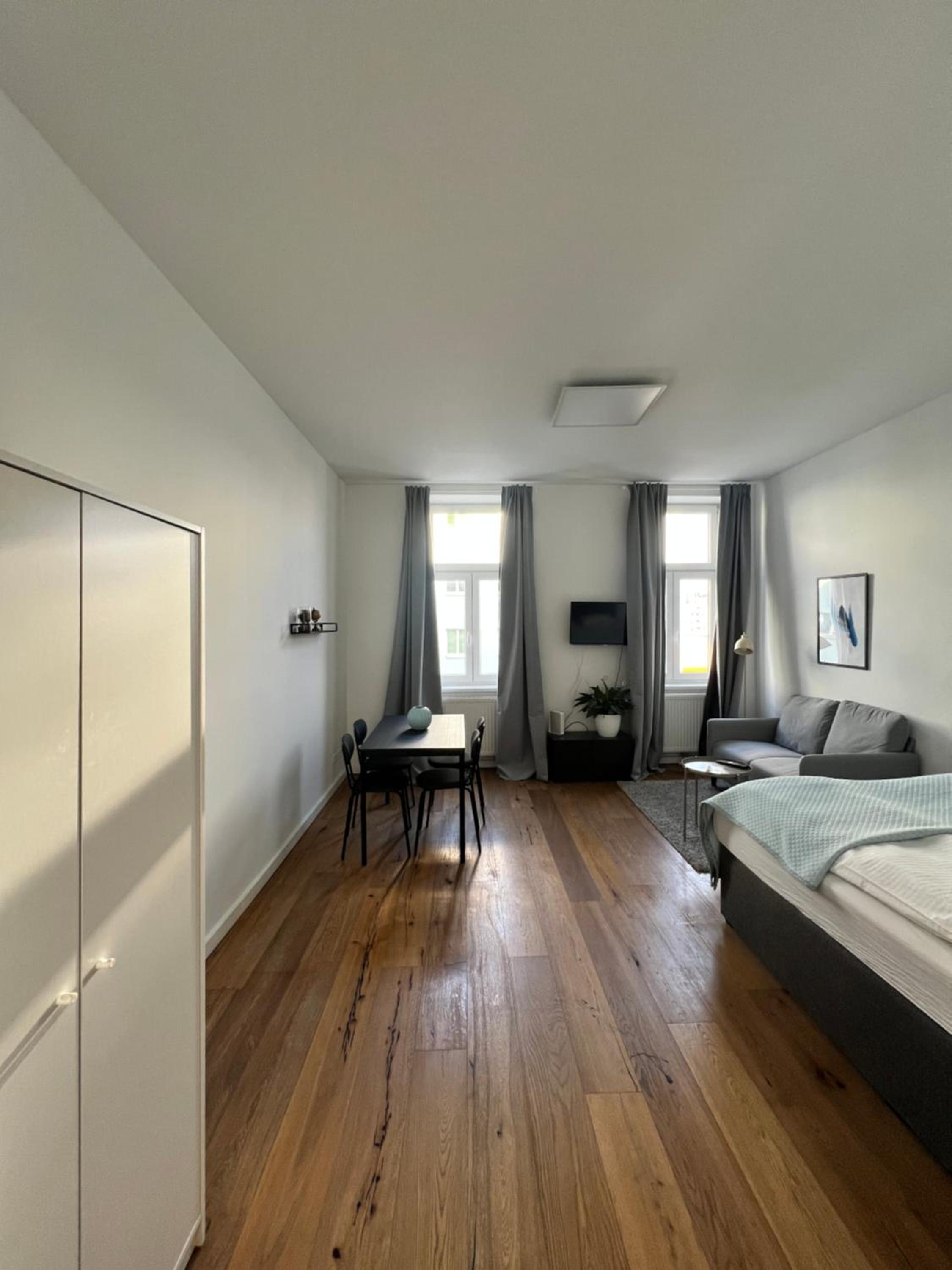 DOWA Apartments