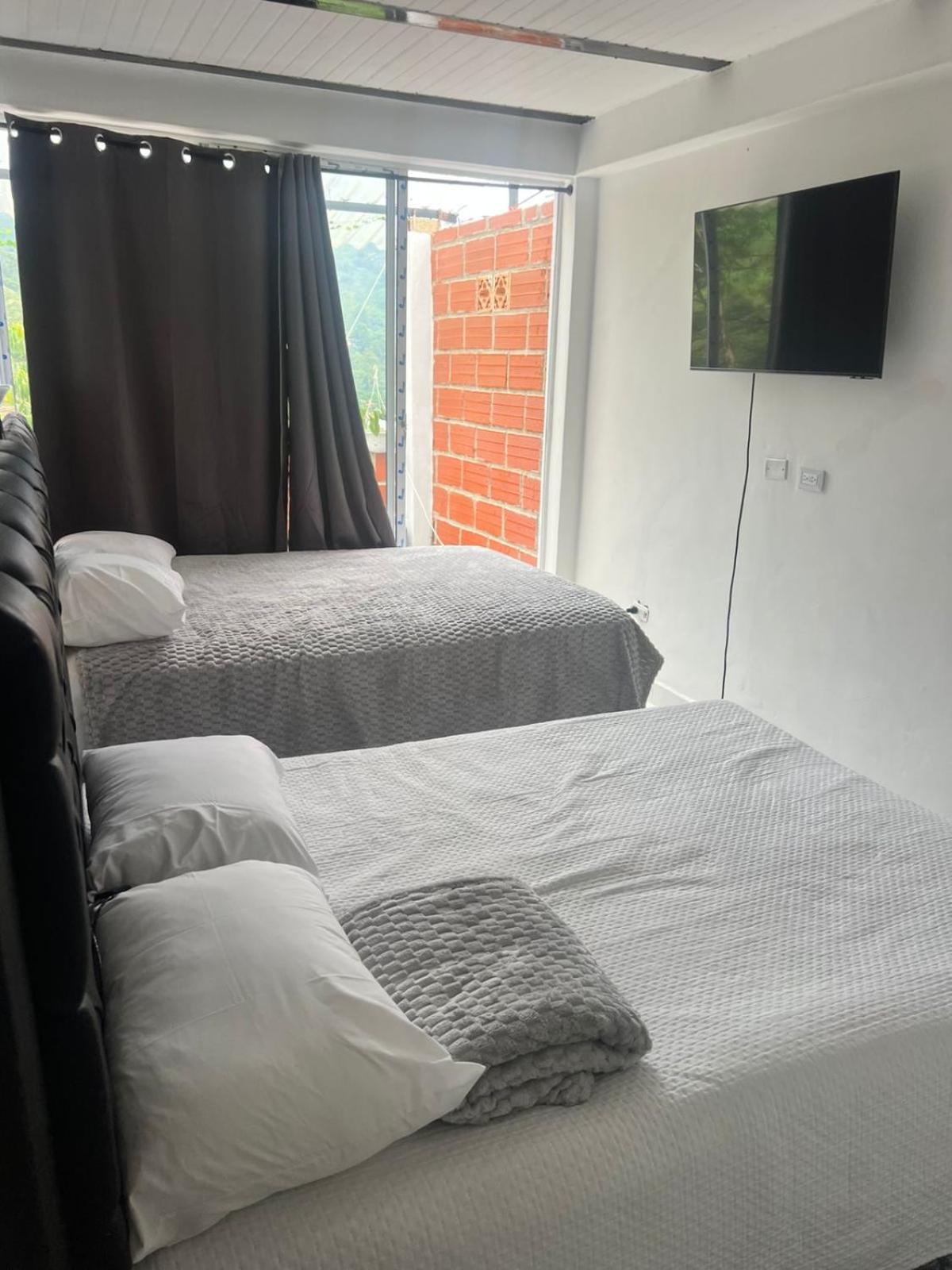 Hermosa Casa finca en Medellín con jacuzzi