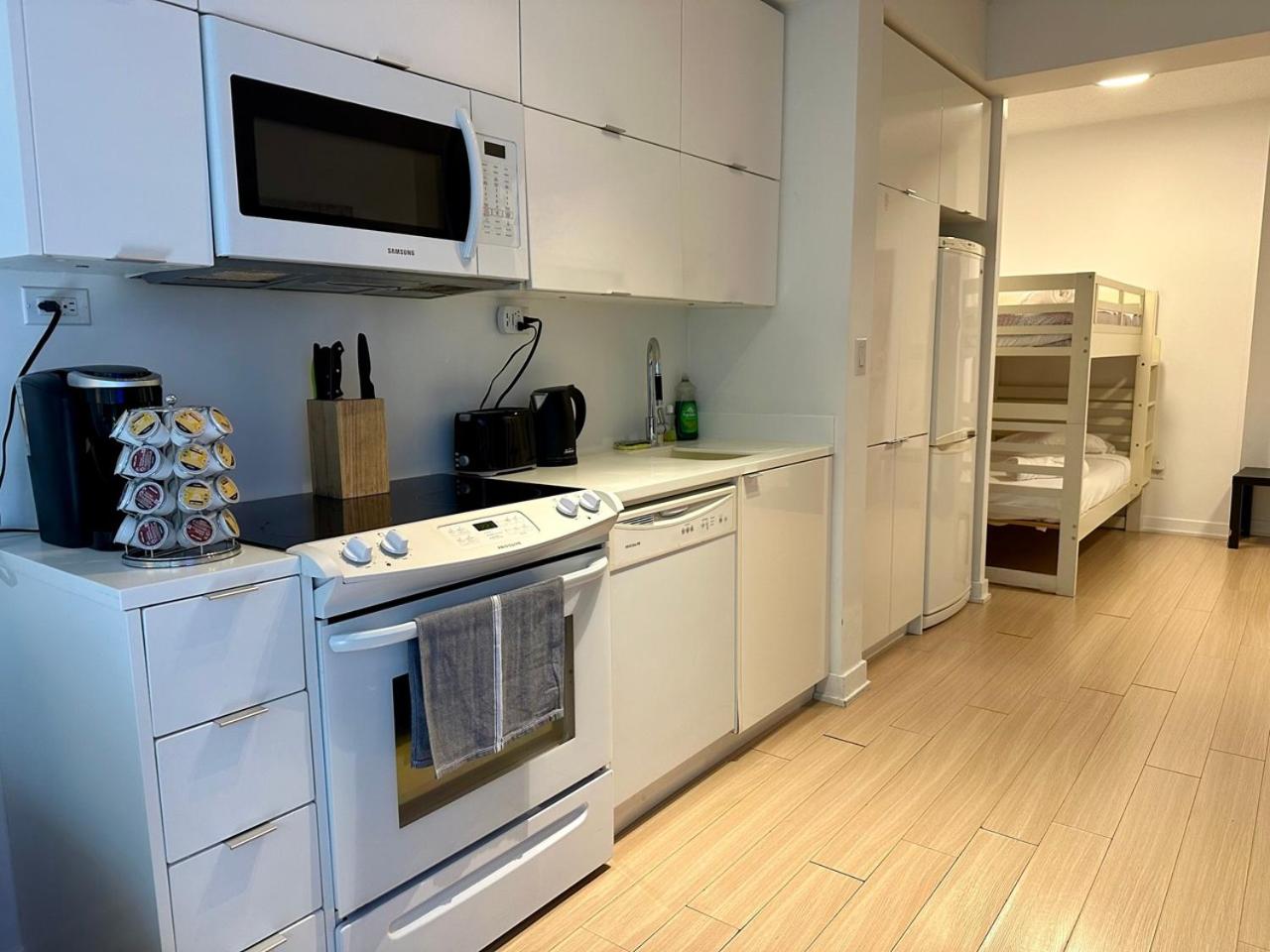 Cozy 1Bdrm with Bunk bed plus sofabed with terrace & parking