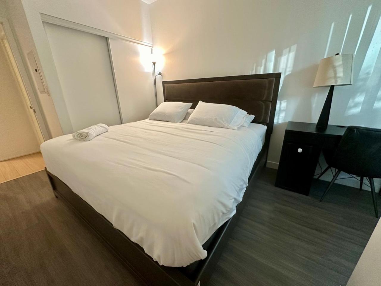 Cozy 1Bdrm with Bunk bed plus sofabed with terrace & parking