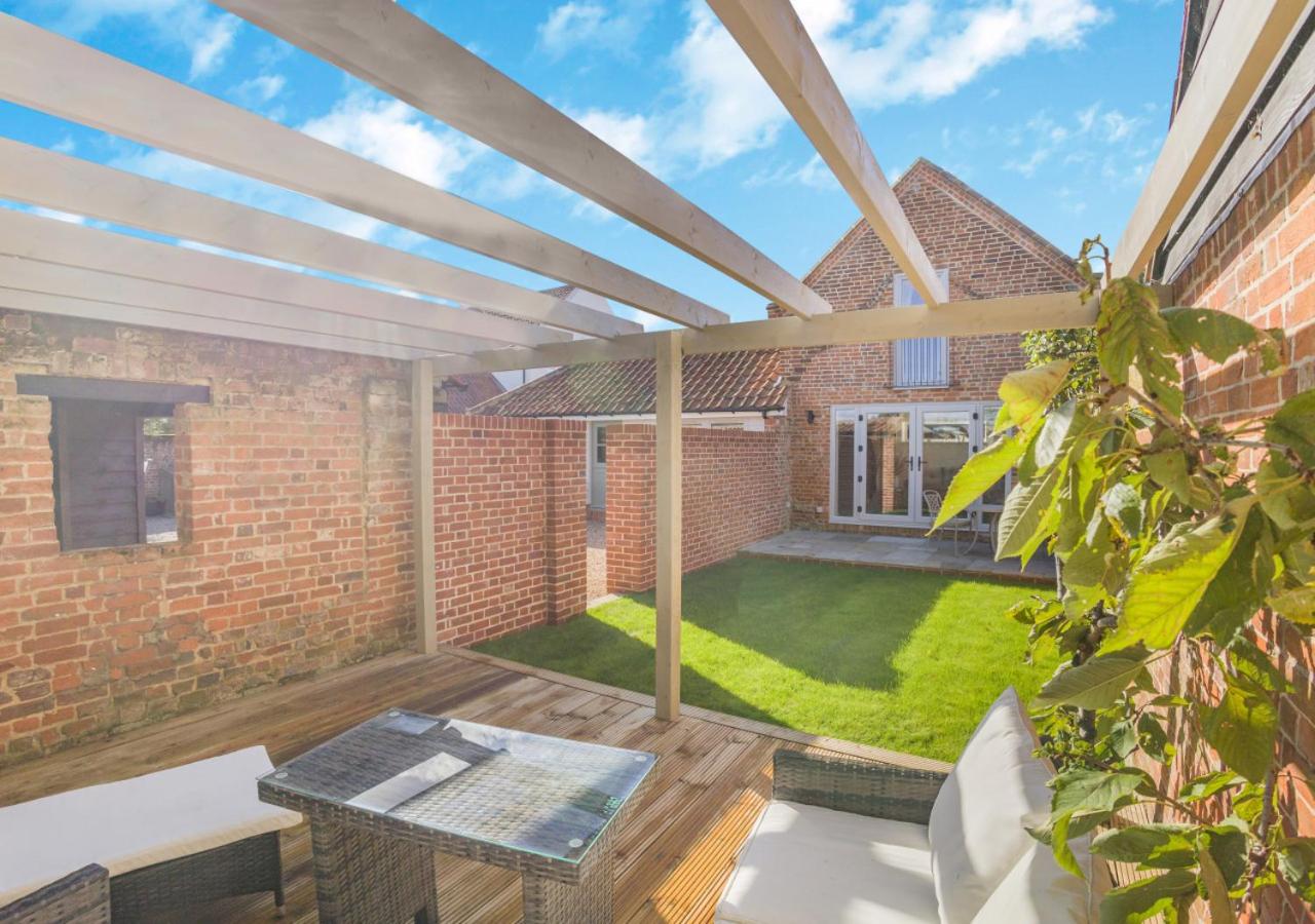 2 Bed in Weeley Heath oc-t30160