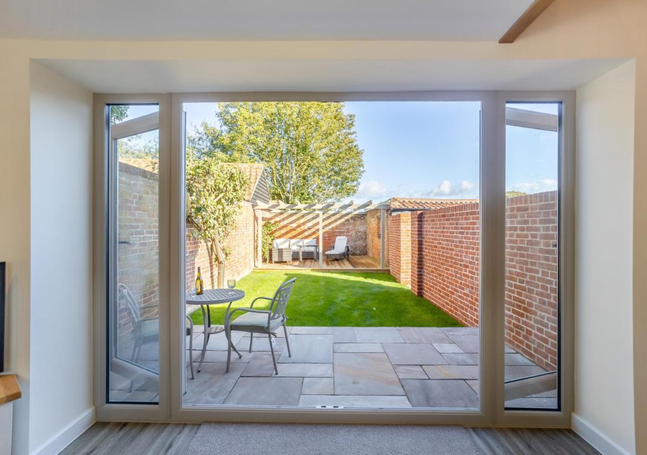2 Bed in Weeley Heath oc-t30160