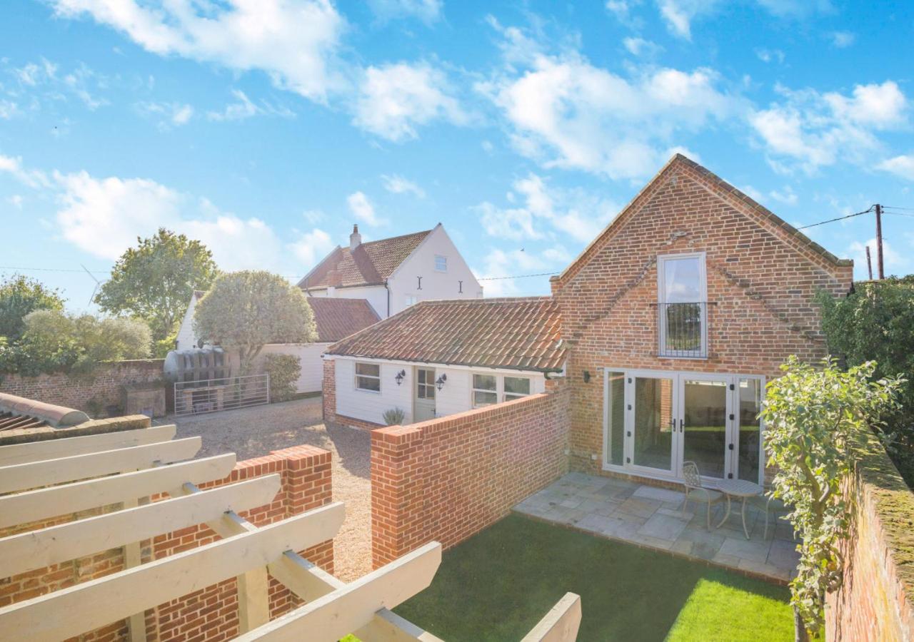 2 Bed in Weeley Heath oc-t30160