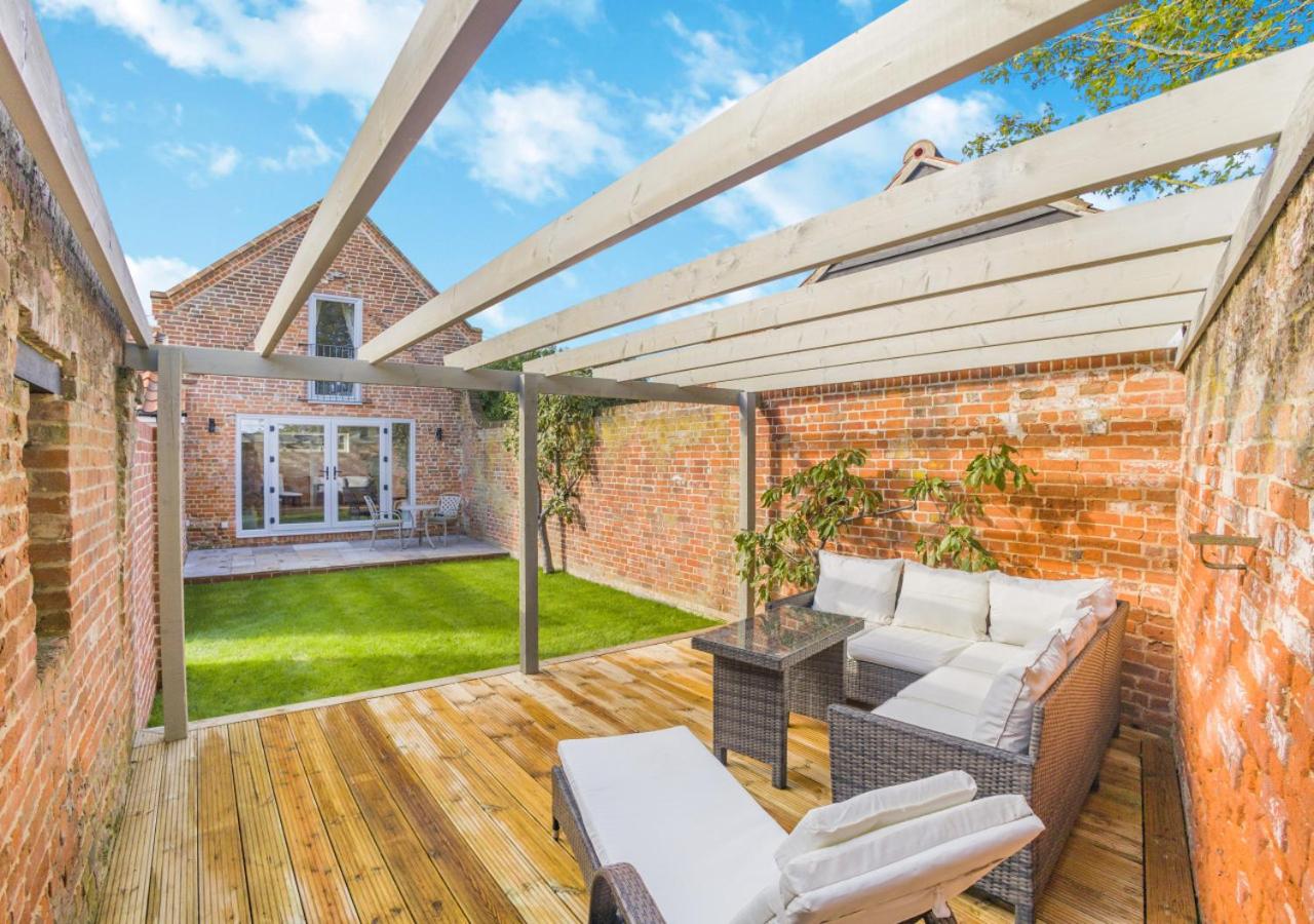2 Bed in Weeley Heath oc-t30160