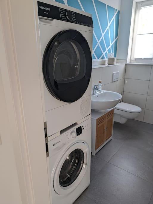 3 Bedroom-Apartment with 1,5 Bathrooms
