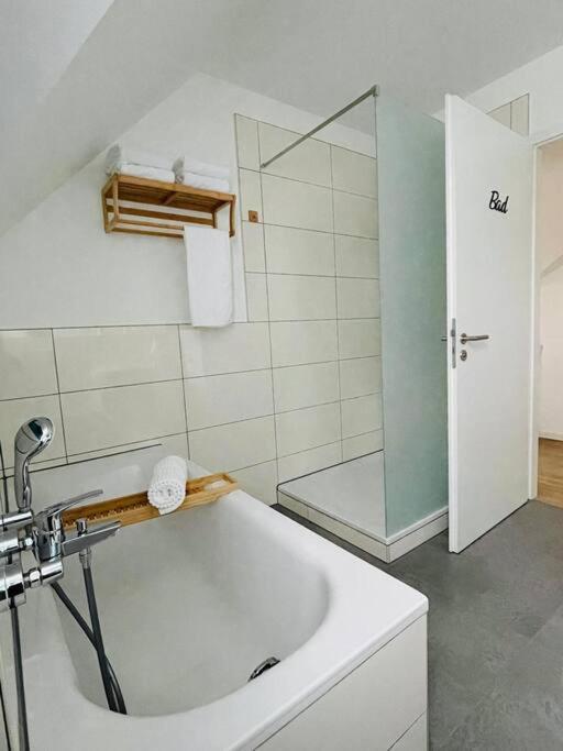 3 Bedroom-Apartment with 1,5 Bathrooms