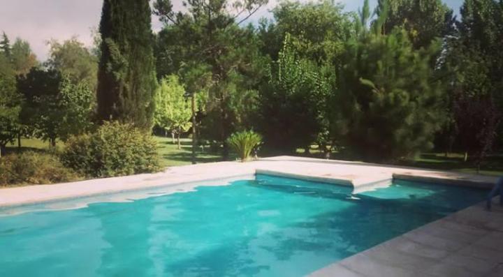 Casa amplia, jardin maravilloso