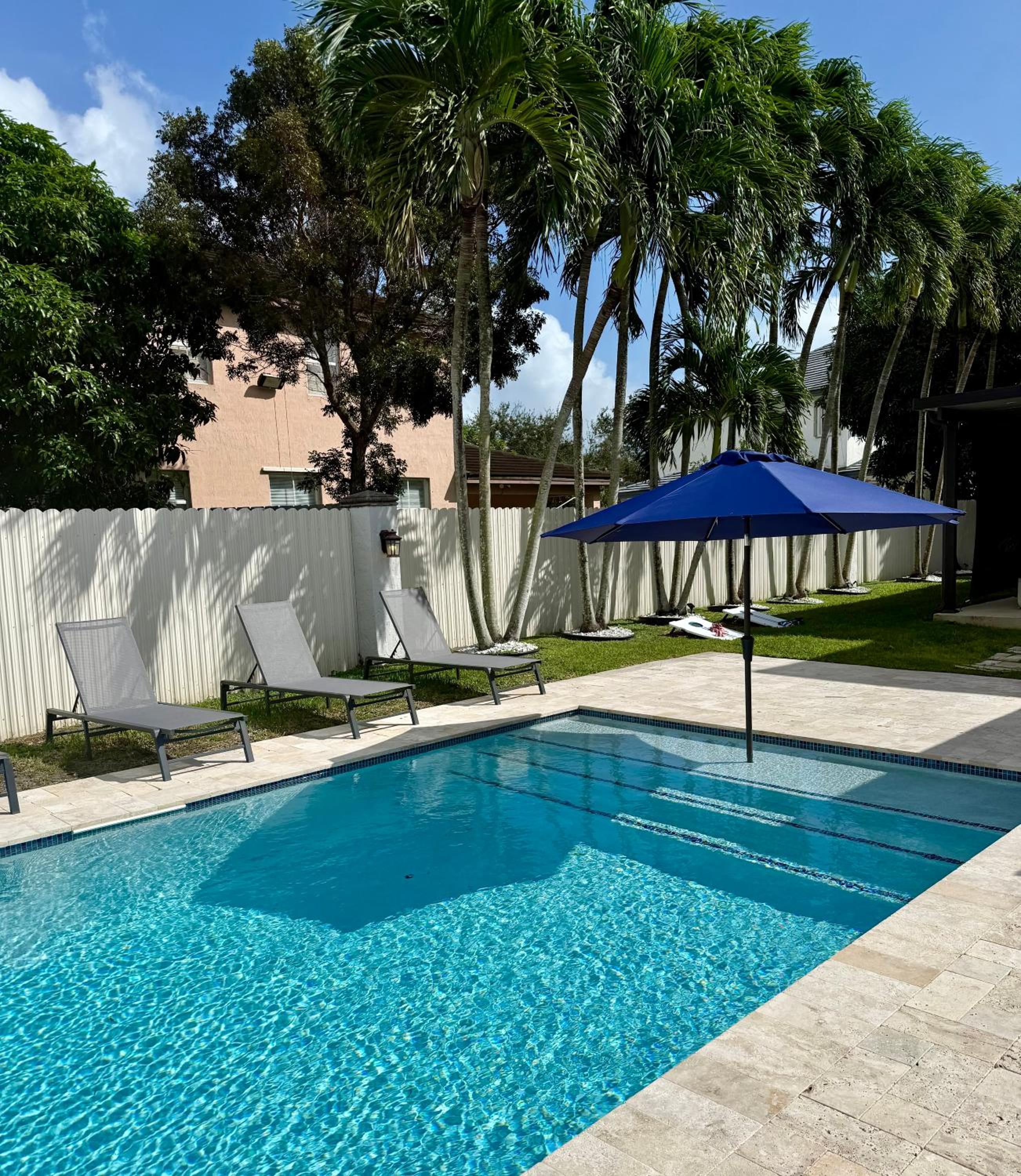 Miami Getaway Heated Pool Villa with Mini Golf & BBQ