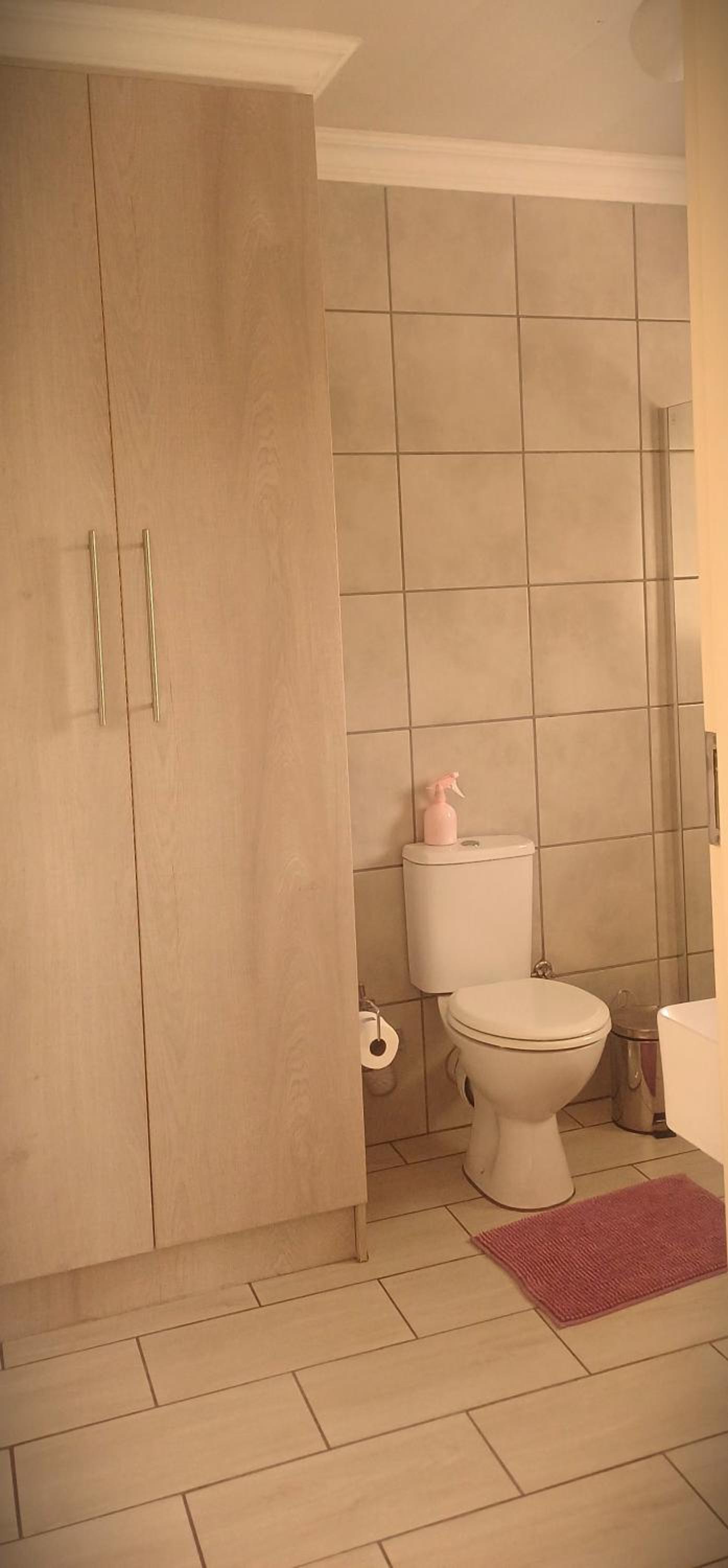 Photo 64