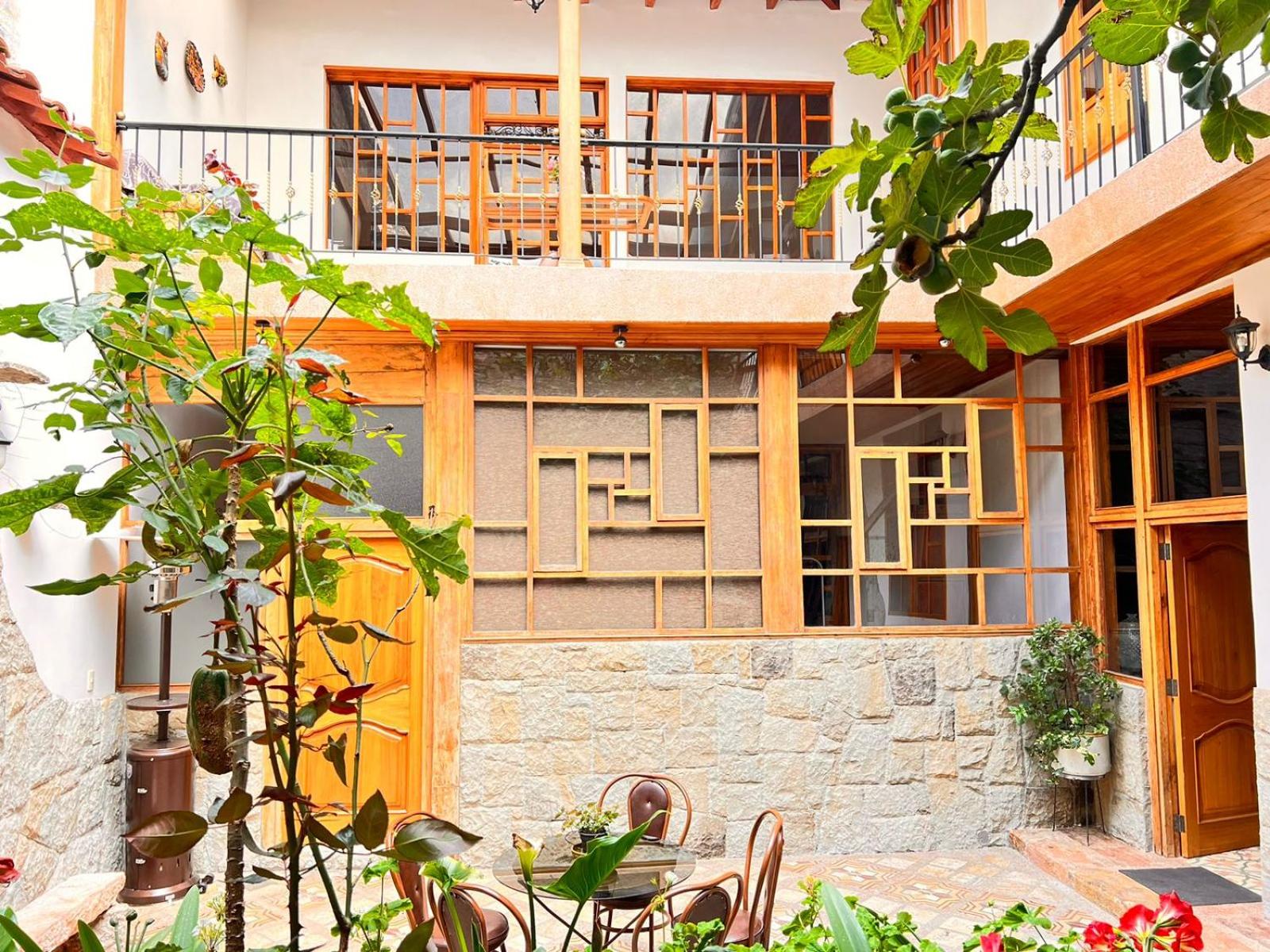 Mansion Zoila Hortencia