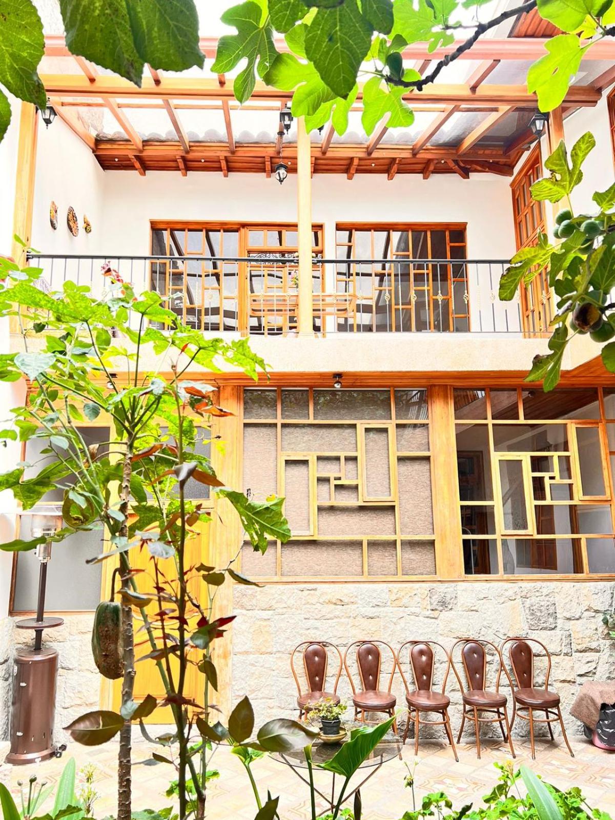 Mansion Zoila Hortencia