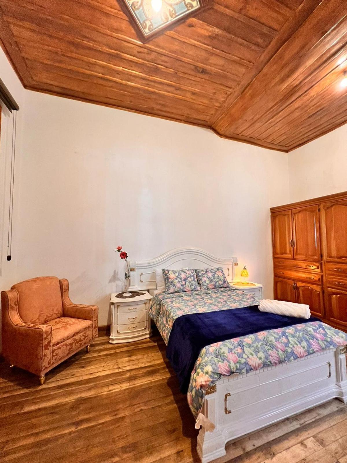 Mansion Zoila Hortencia