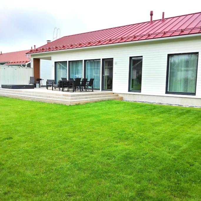 Villa Dream with jacuzzi