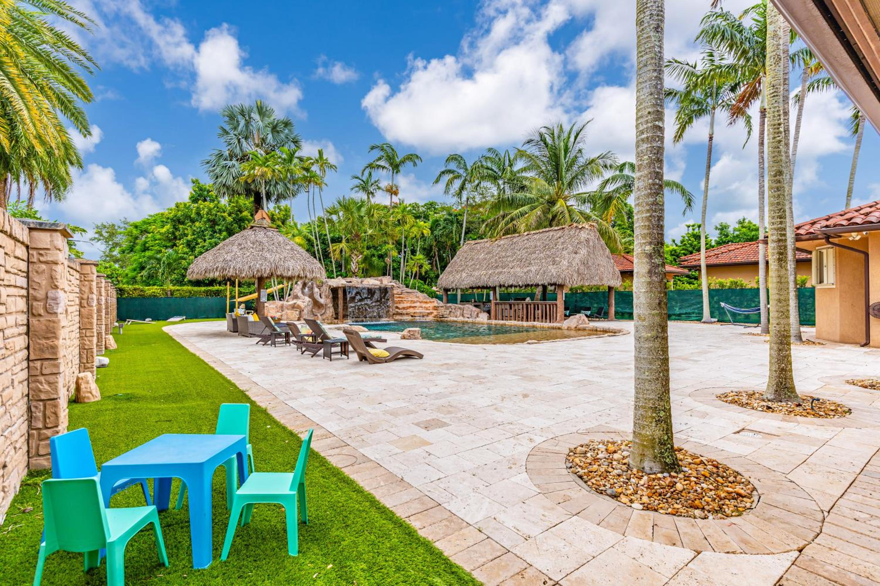 Waterfall Cove- heated pool with slide and waterfall