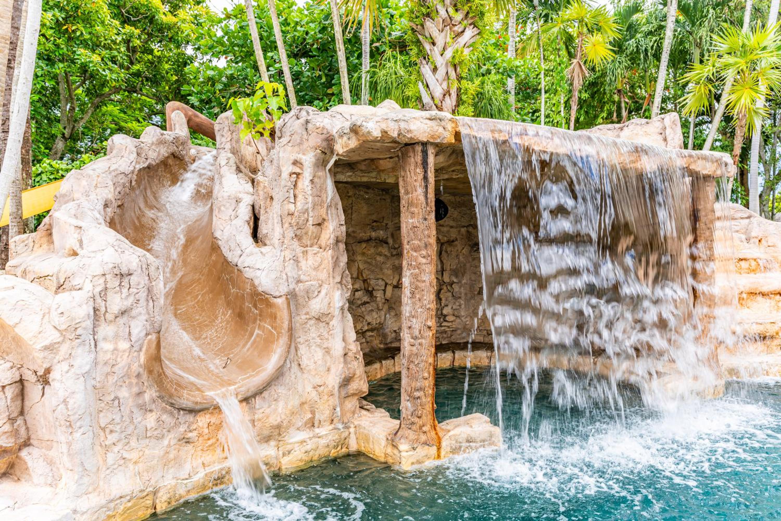 Waterfall Cove- heated pool with slide and waterfall