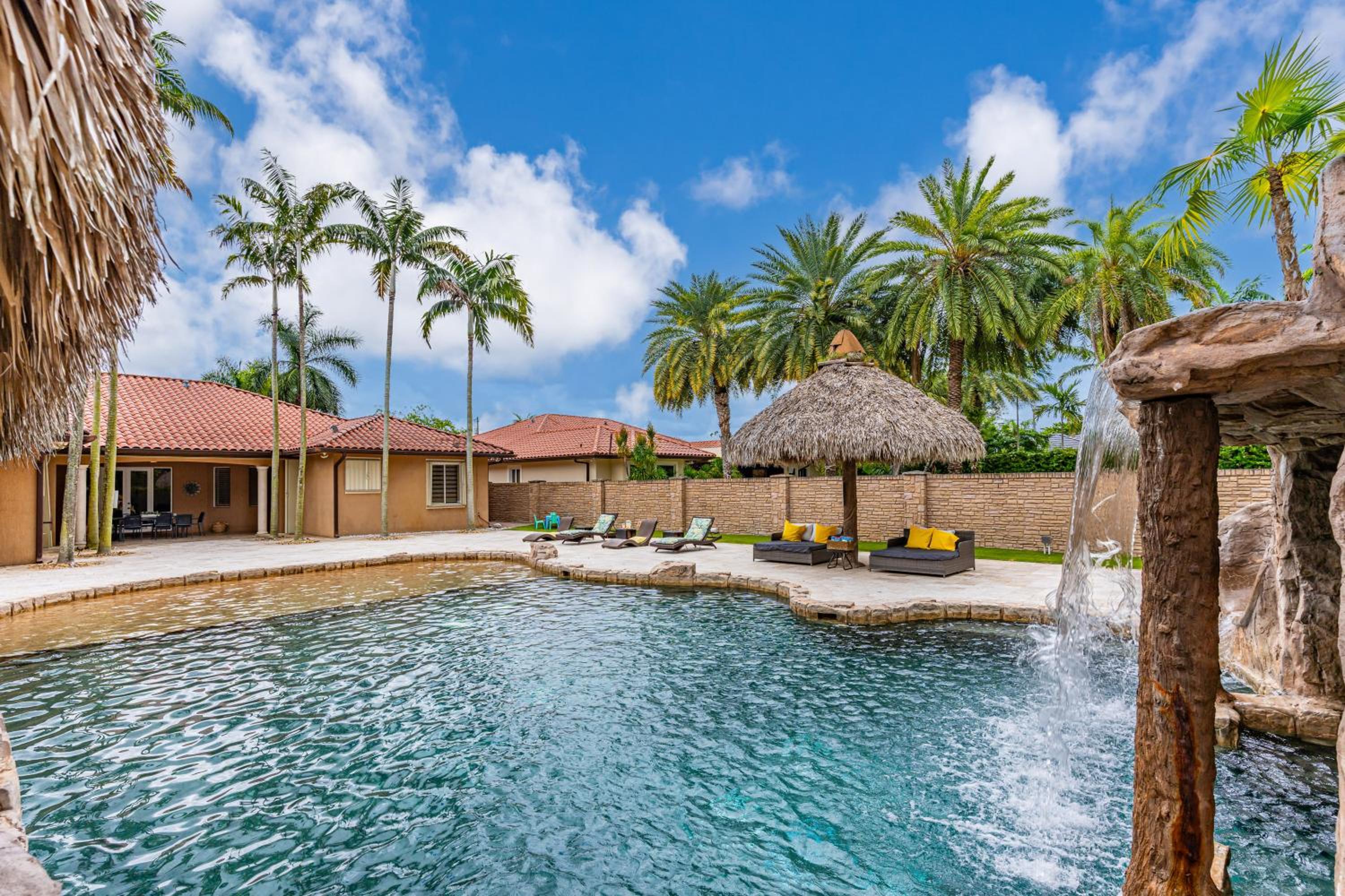 Waterfall Cove- heated pool with slide and waterfall