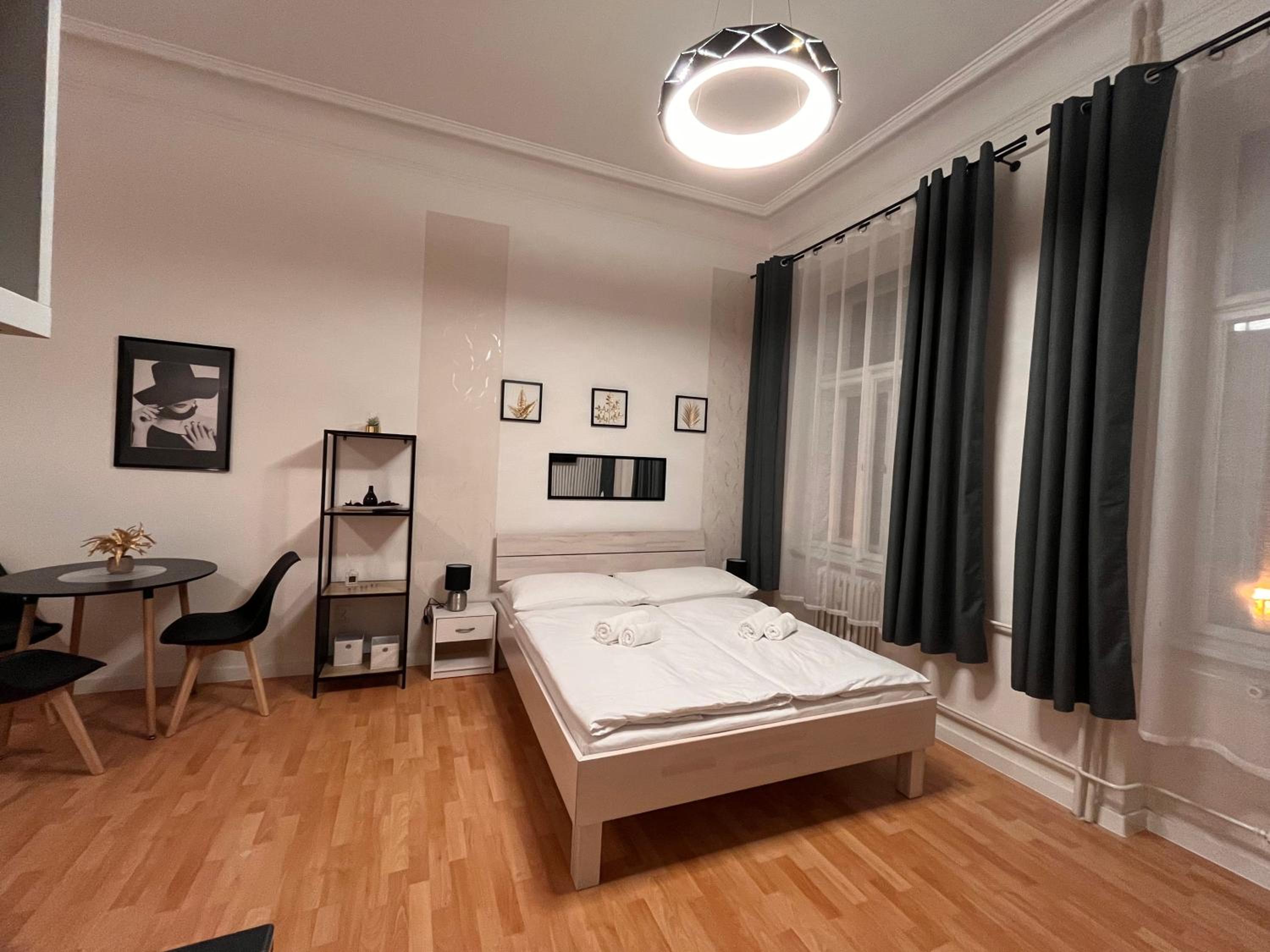 Golden Old Prague Apartments