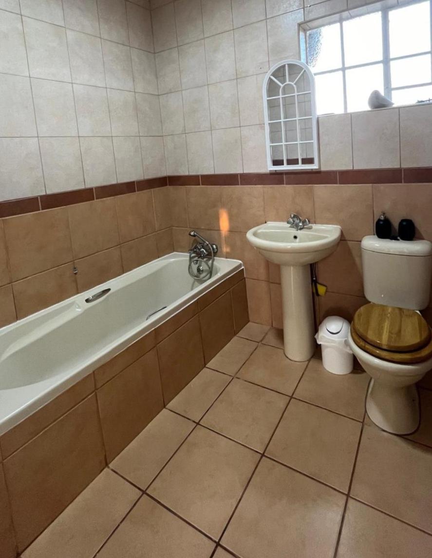 Cozy retreat on 7 Unit 2 view 3