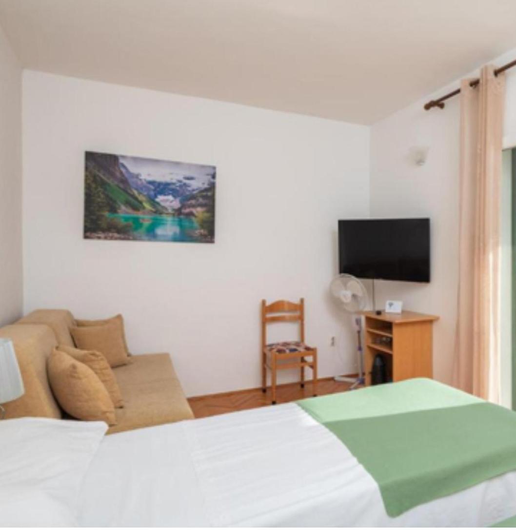 Villa PORAT view 2