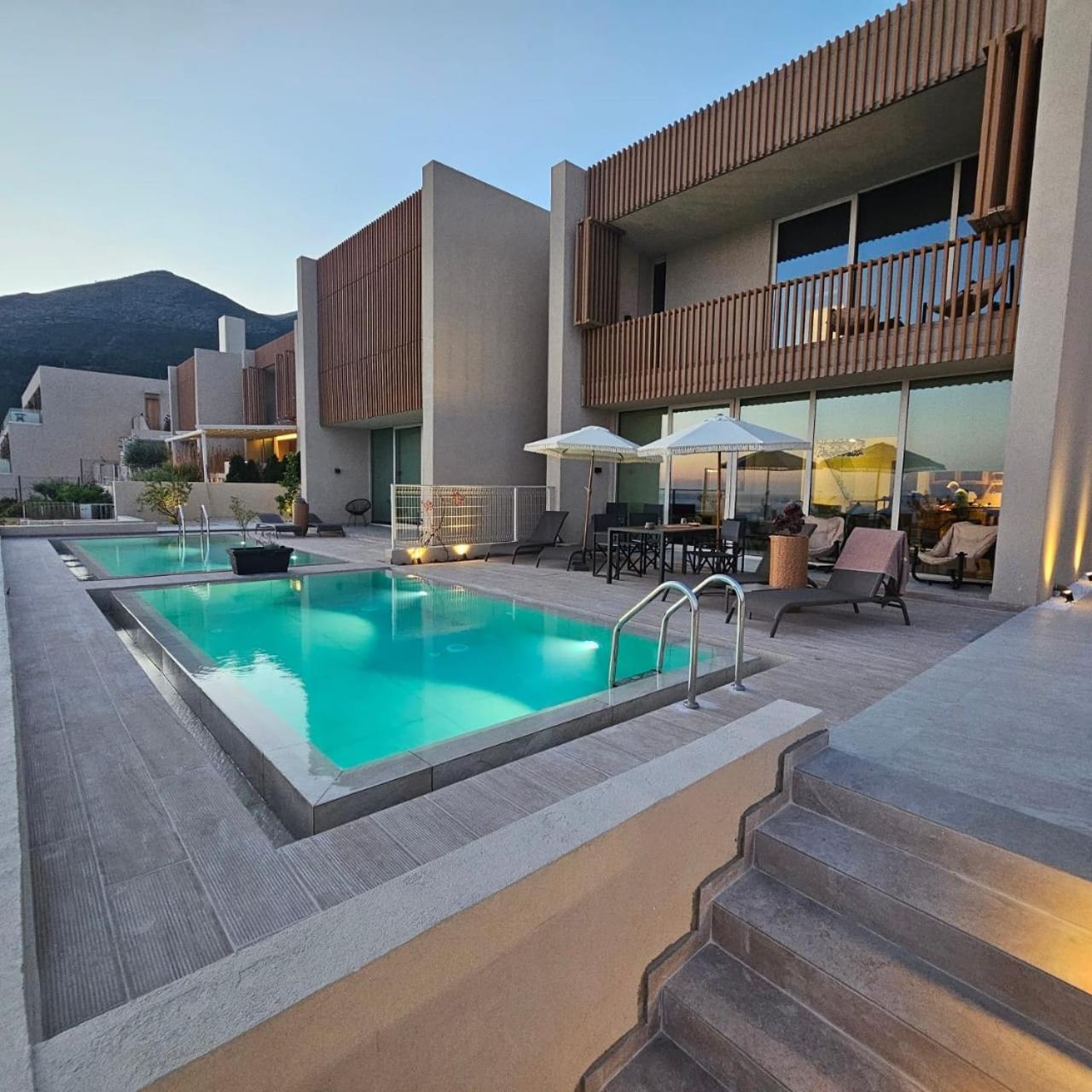 Villa Champagne Green Coast Palase