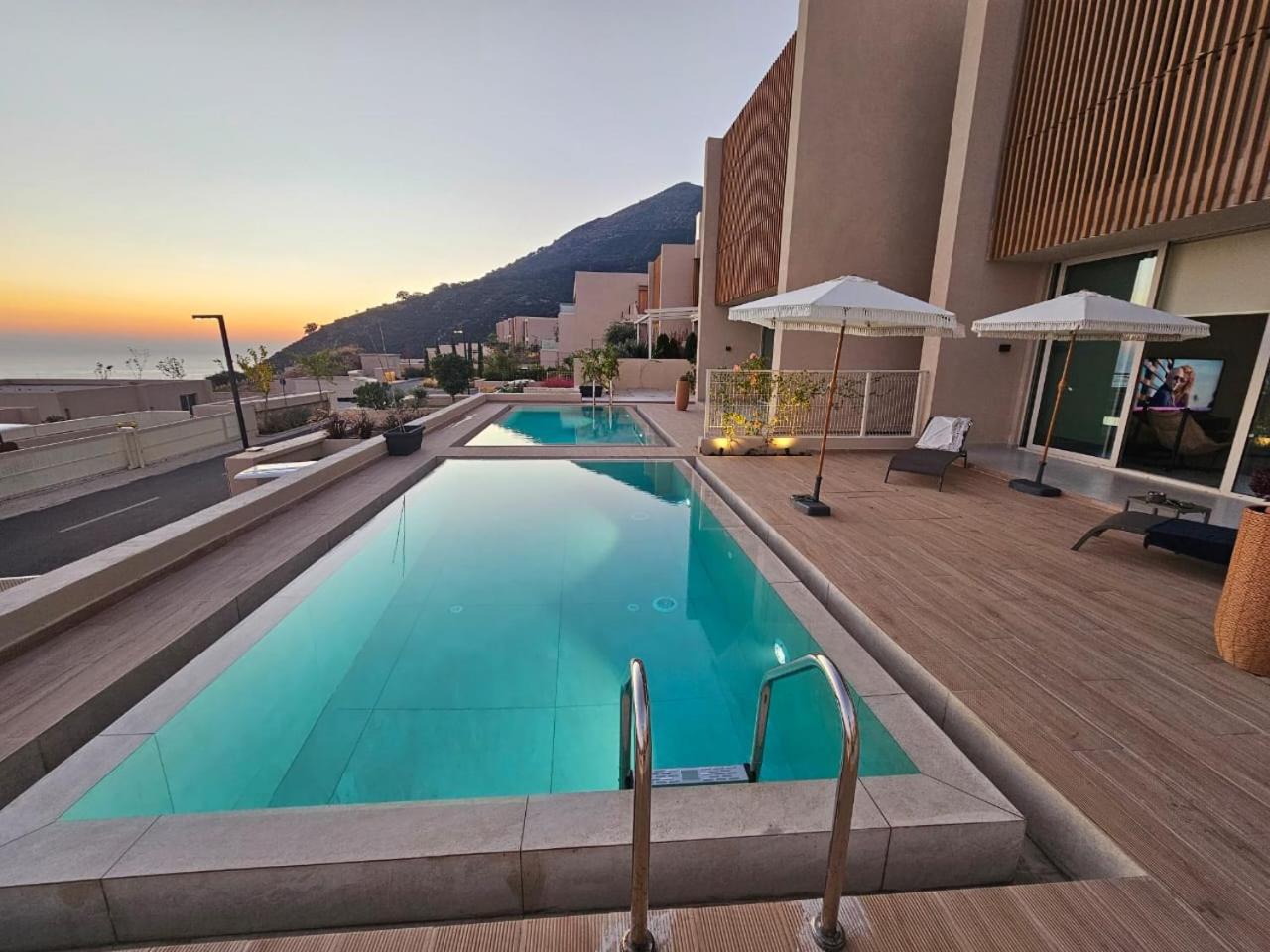 Villa Champagne Green Coast Palase