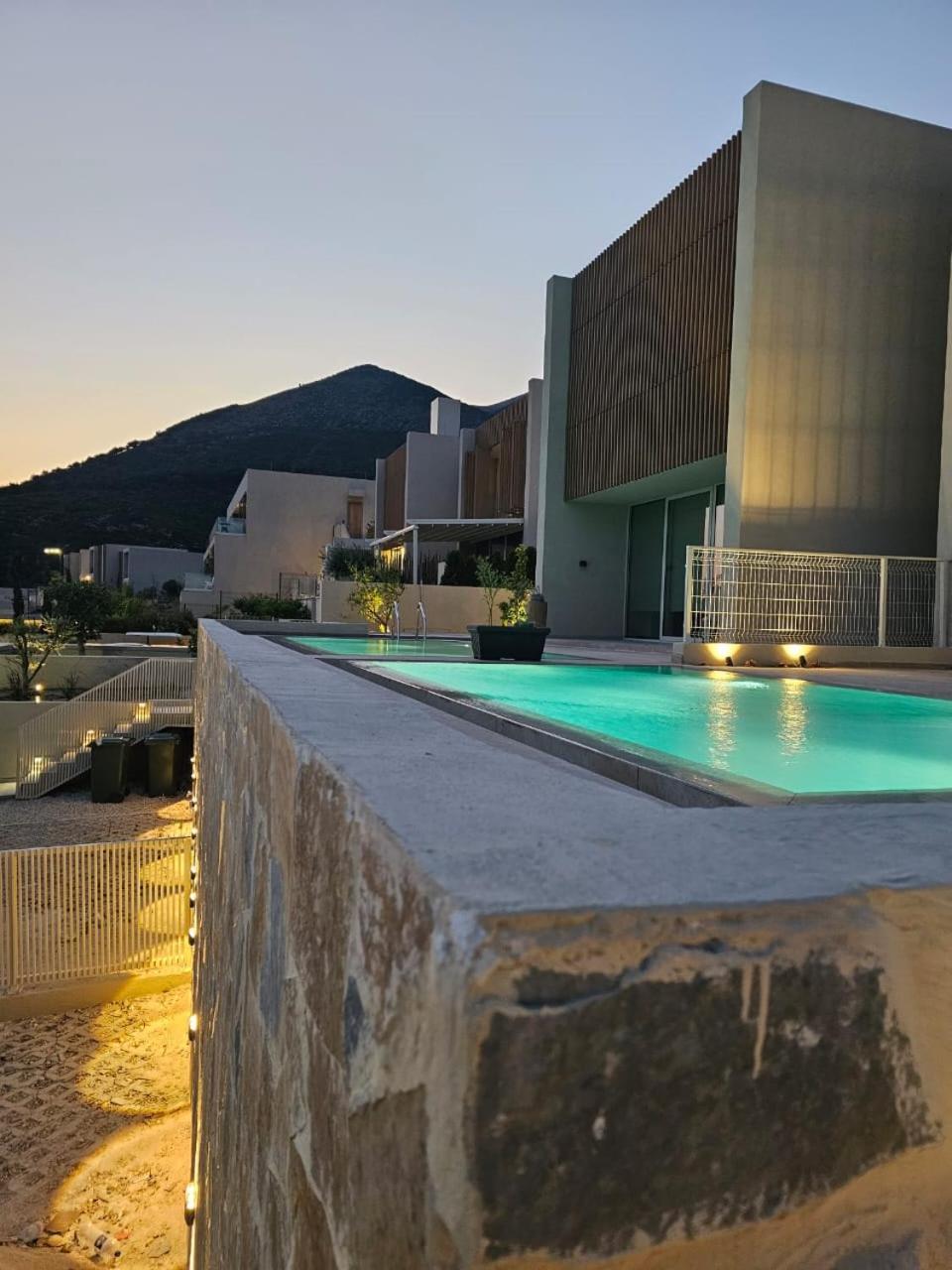 Villa Champagne Green Coast Palase