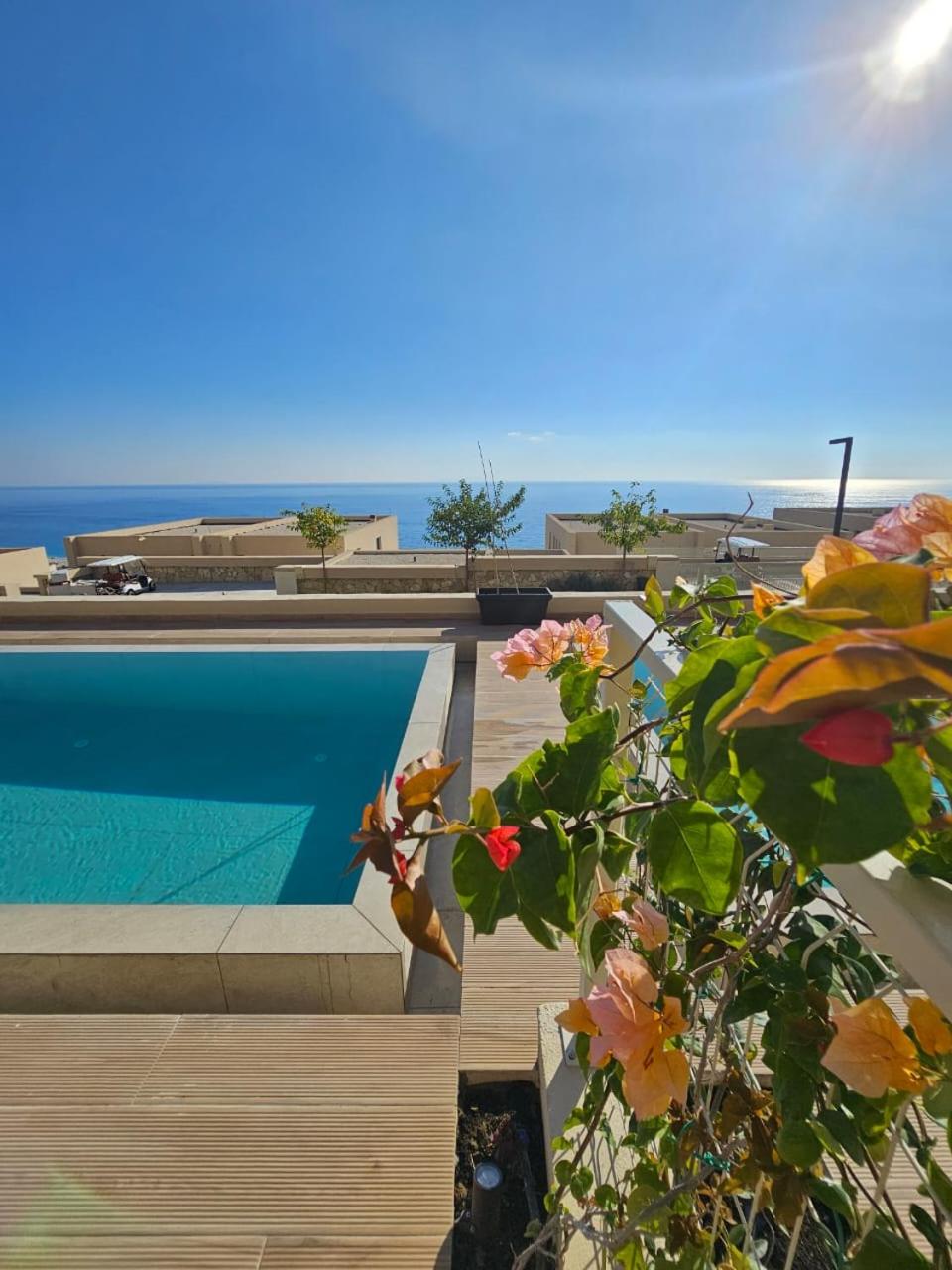 Villa Champagne Green Coast Palase