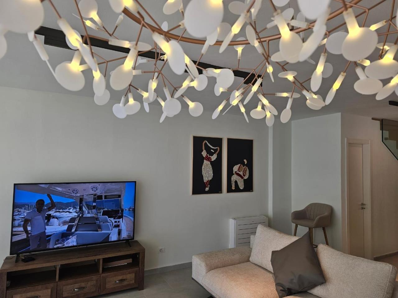 Villa Champagne Green Coast Palase