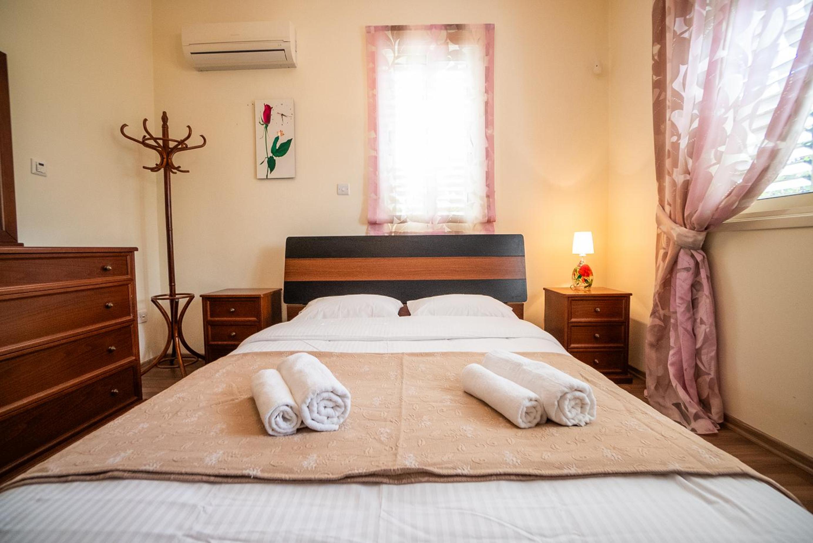 Beachfront Villa Larnaka Dhekelia with Pool