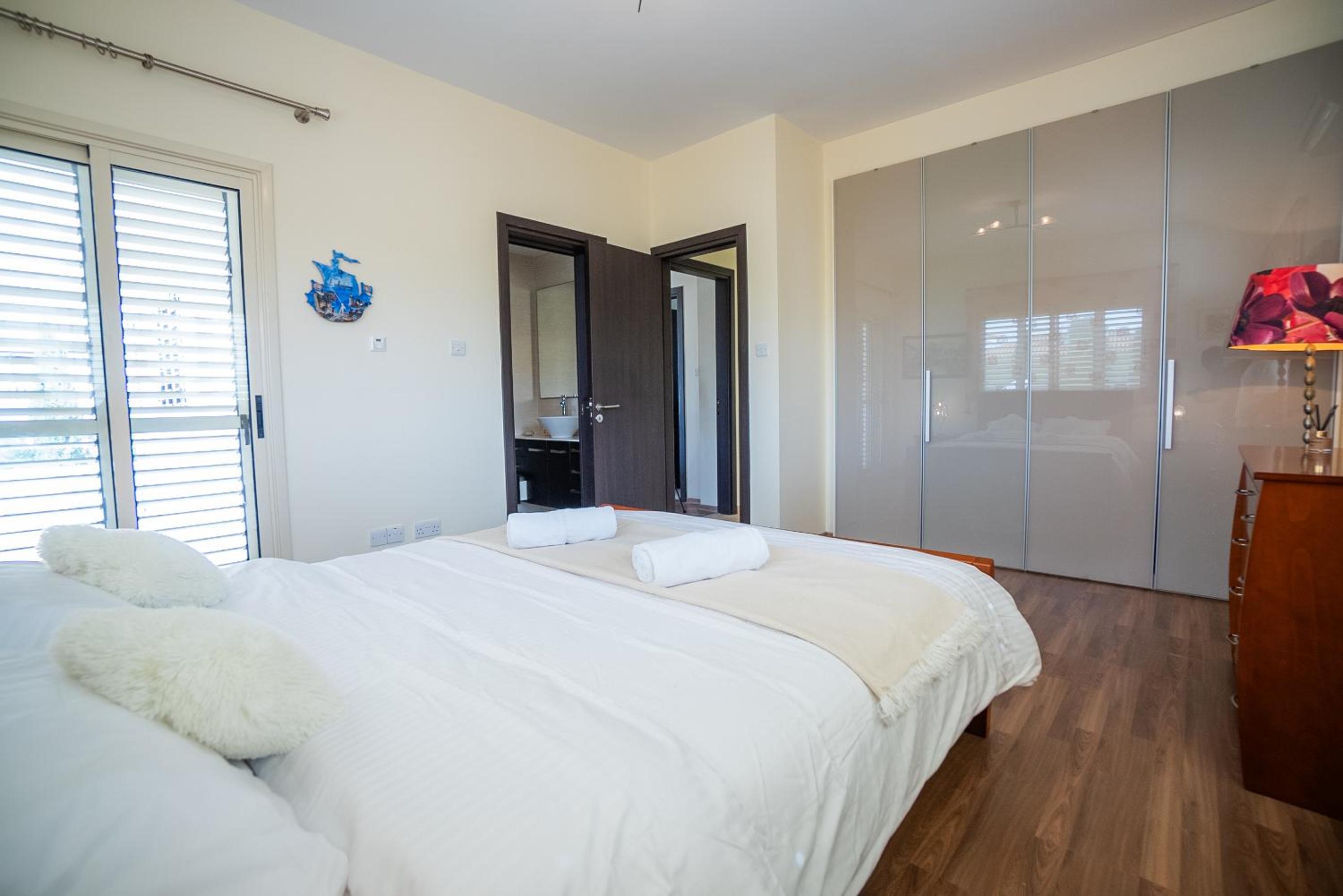Beachfront Villa Larnaka Dhekelia with Pool
