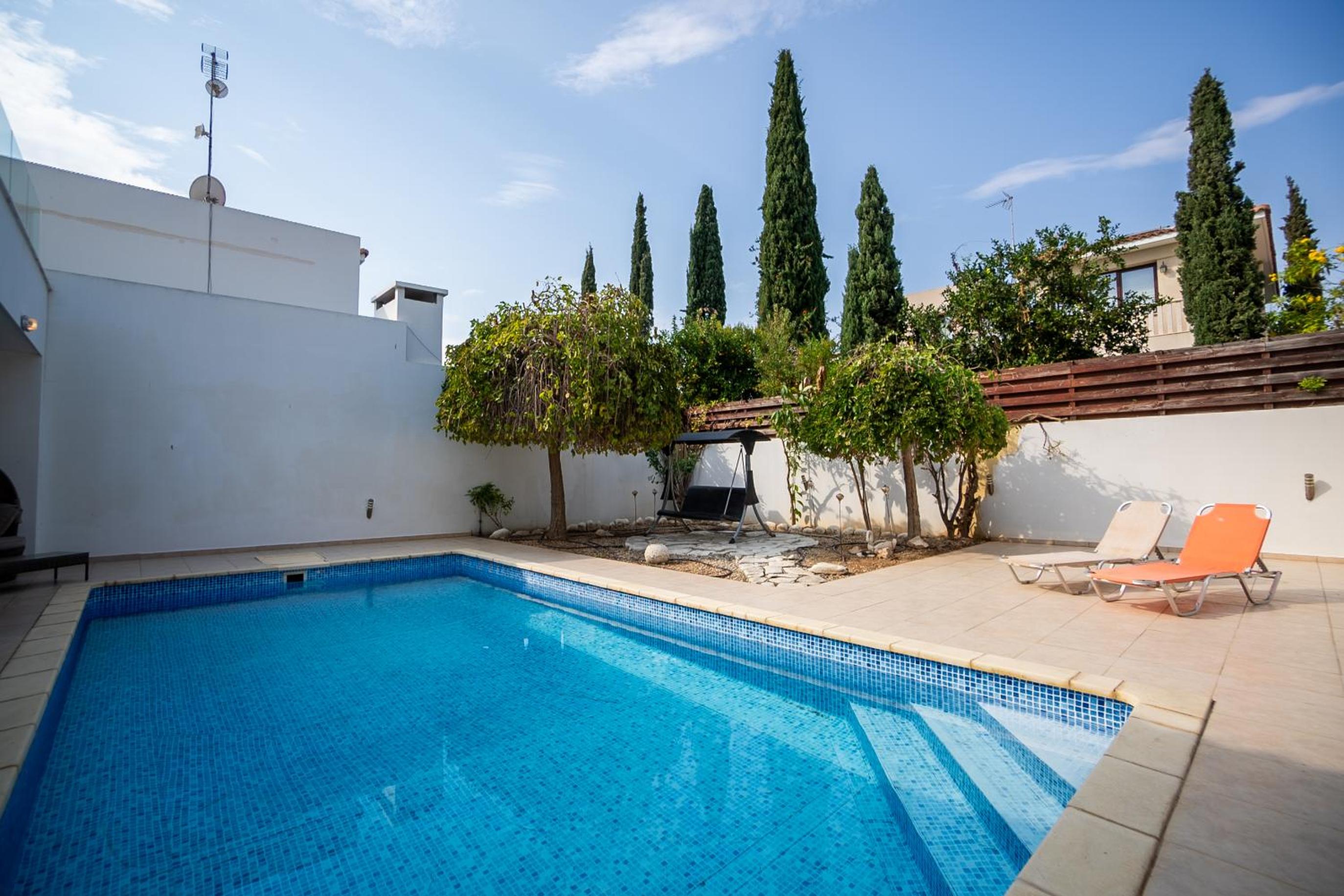 Beachfront Villa Larnaka Dhekelia with Pool
