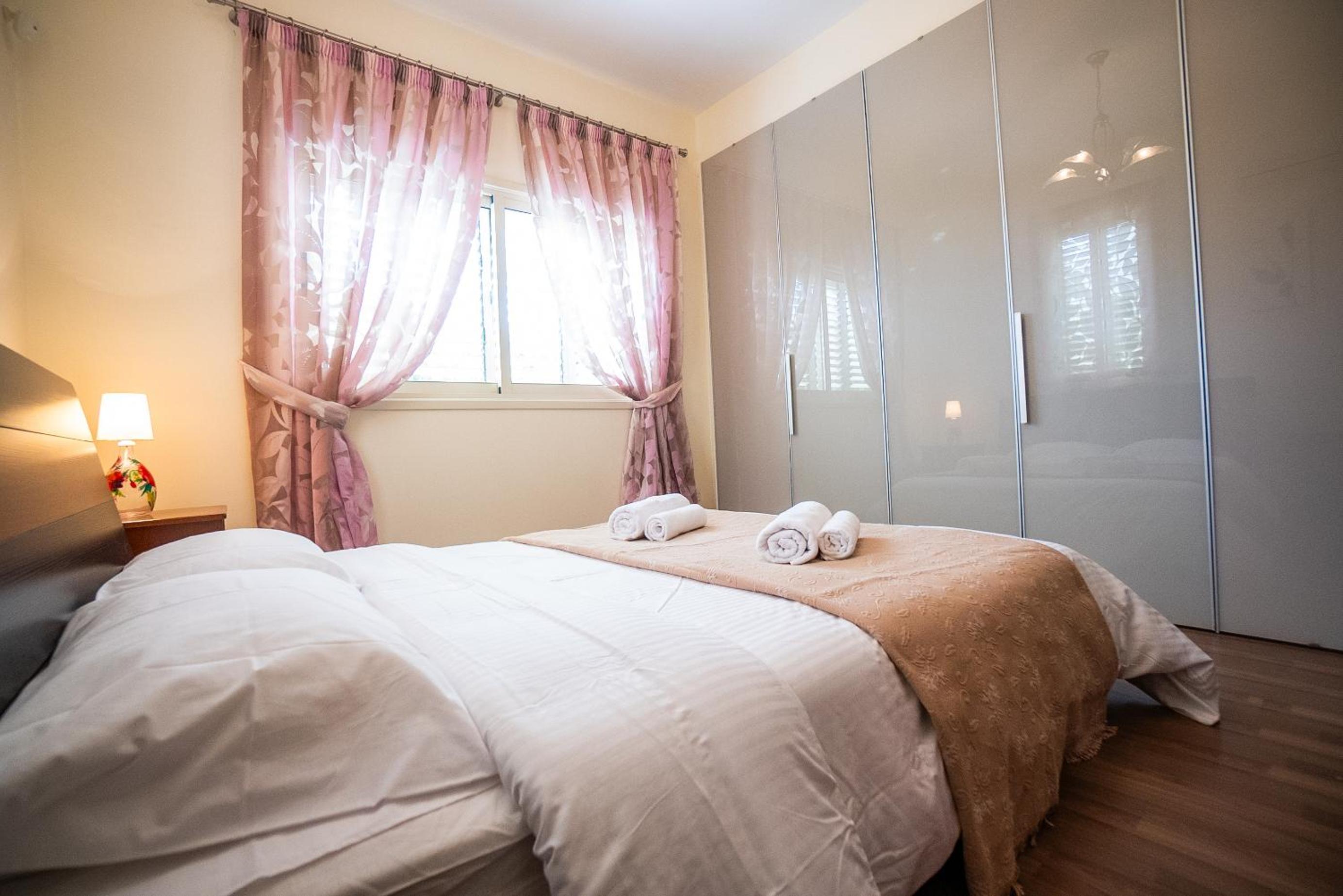 Beachfront Villa Larnaka Dhekelia with Pool