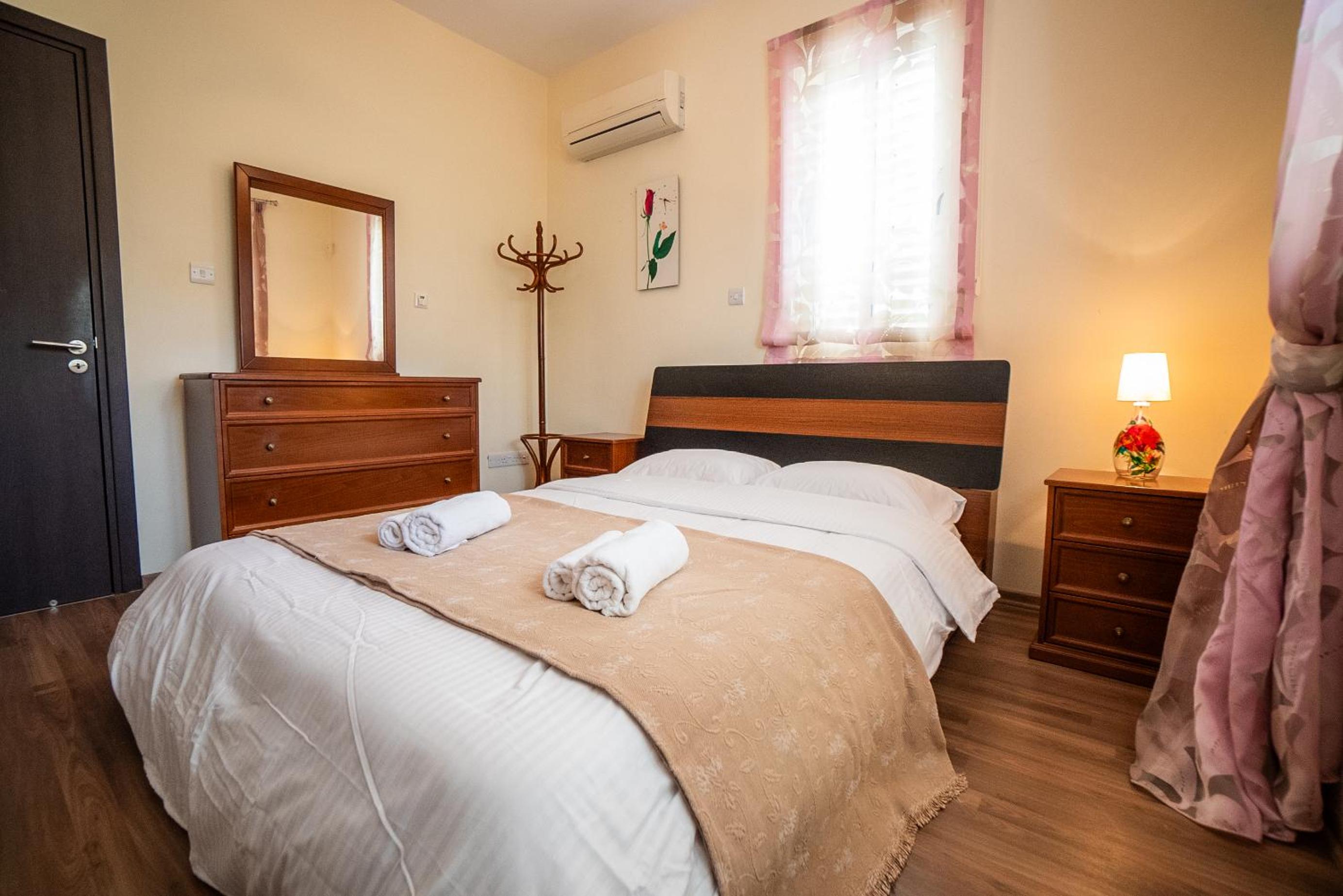 Beachfront Villa Larnaka Dhekelia with Pool