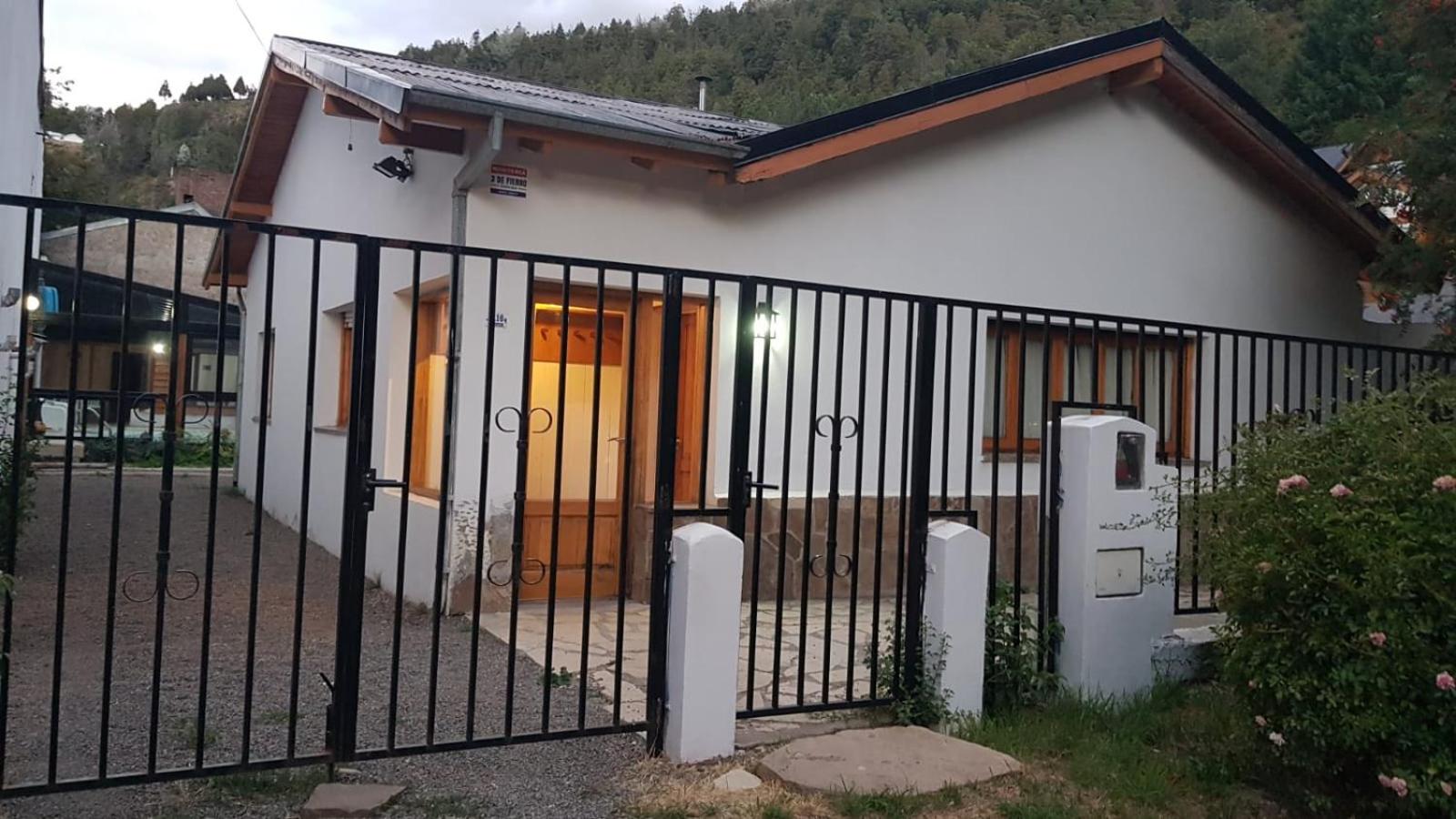 Cabaña con Piscina Cubierta