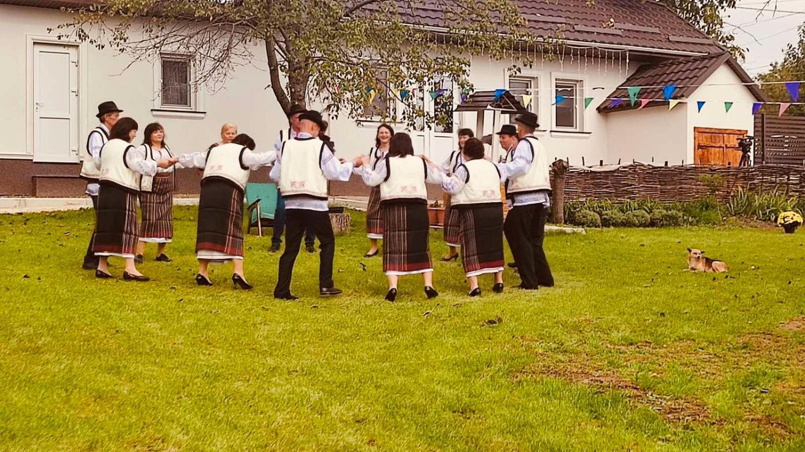 Photo 11
