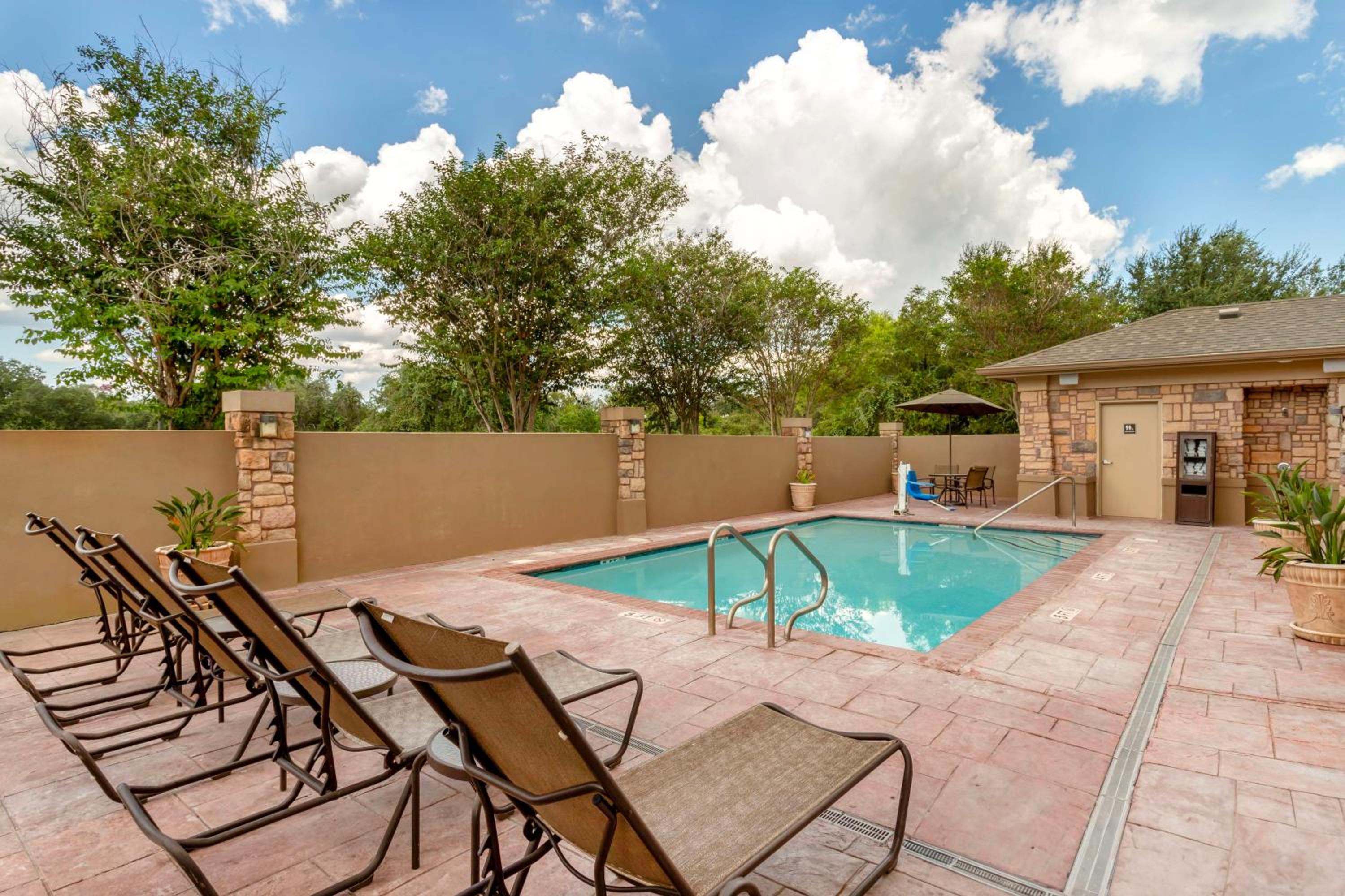 Best Western Plus Goliad Inn & Suites