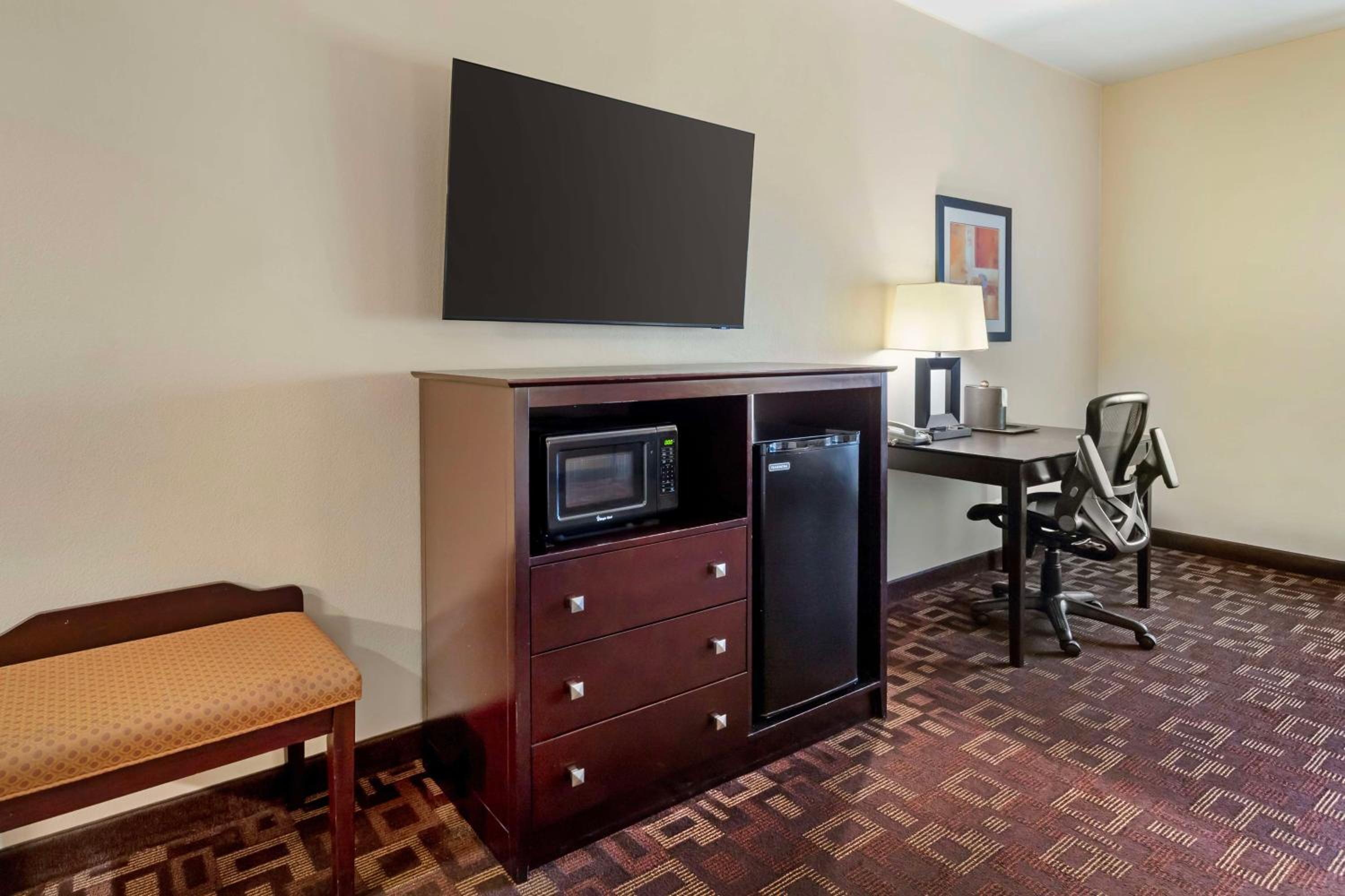 Best Western Plus Goliad Inn & Suites