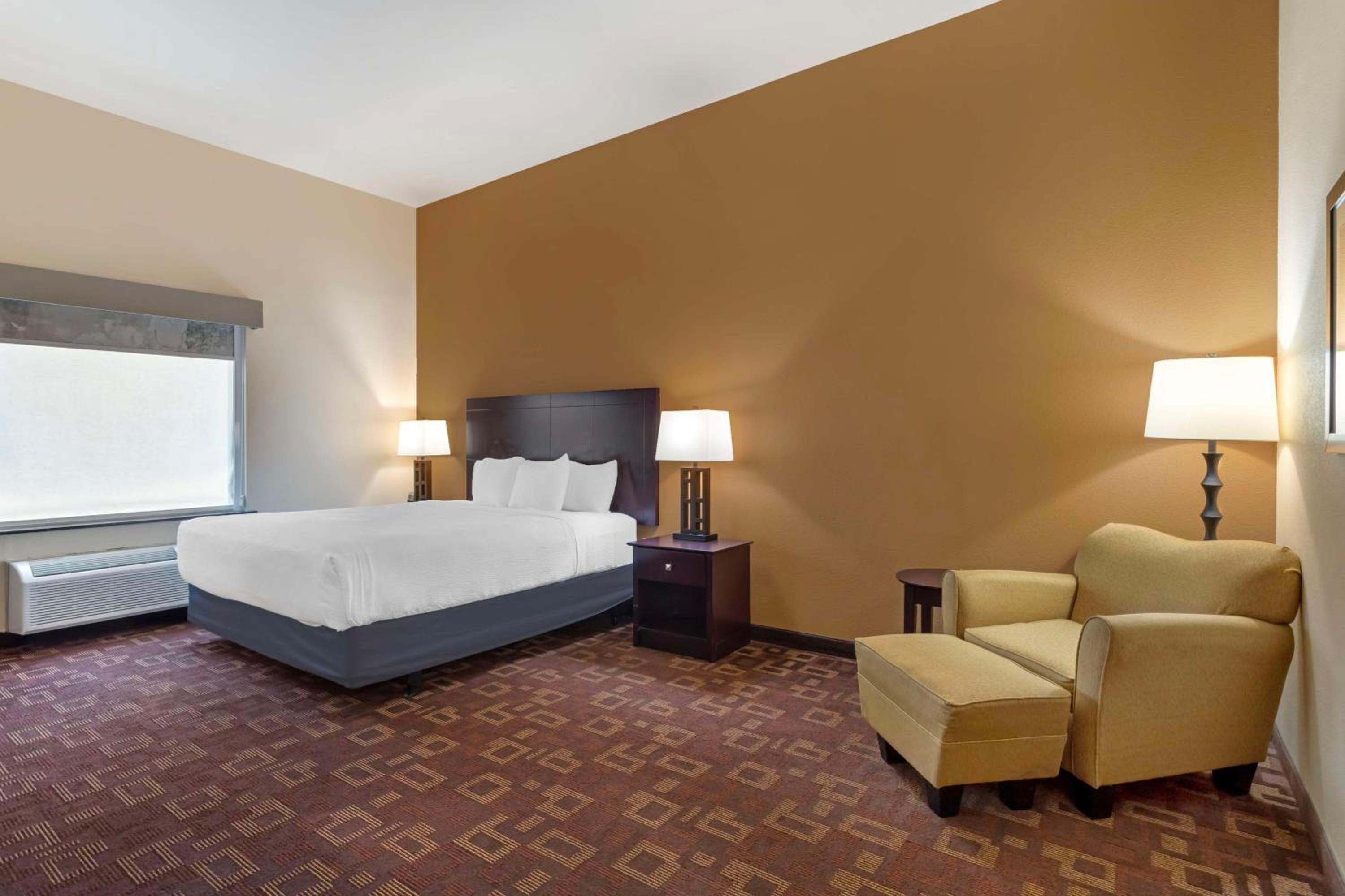 Best Western Plus Goliad Inn & Suites