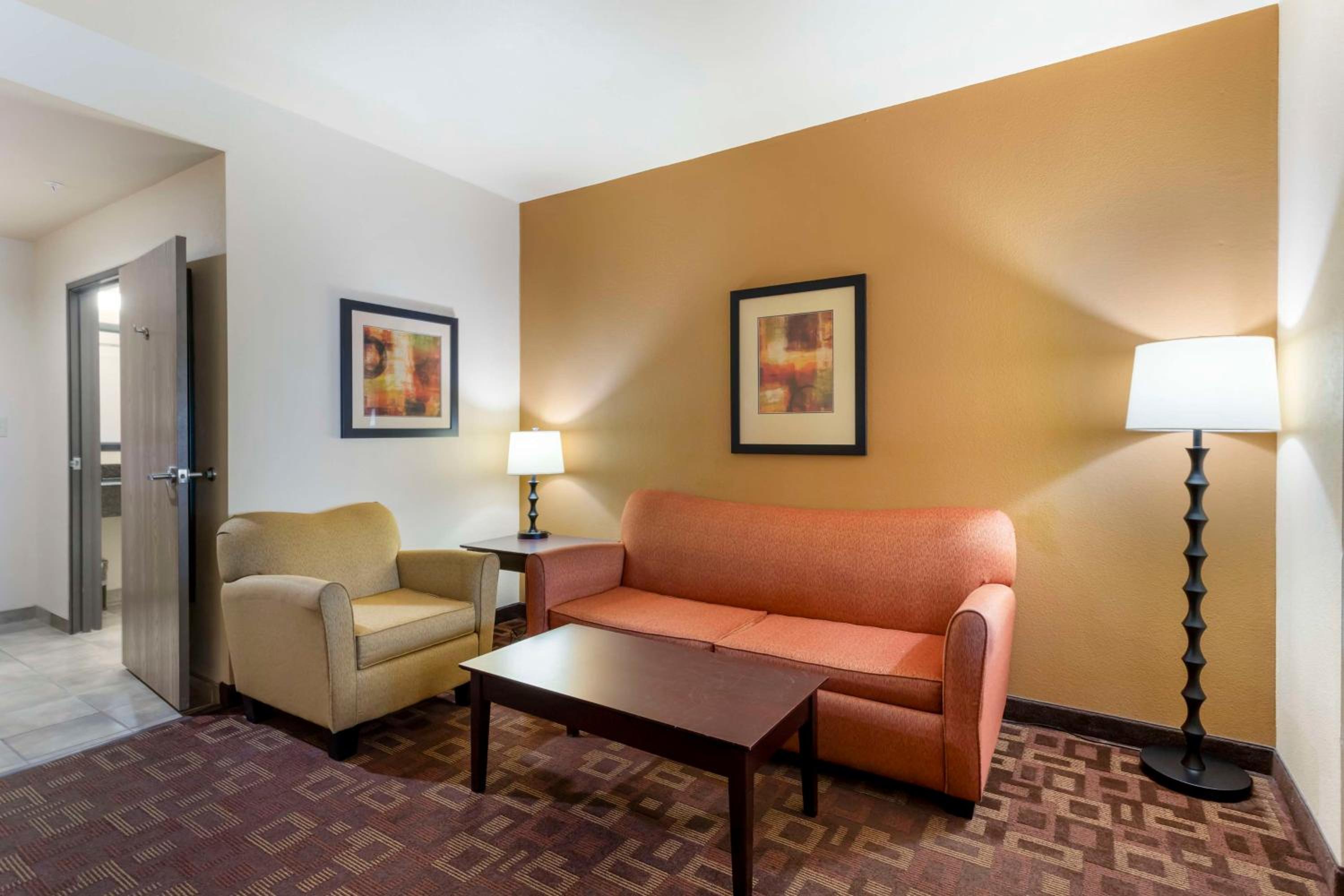 Best Western Plus Goliad Inn & Suites