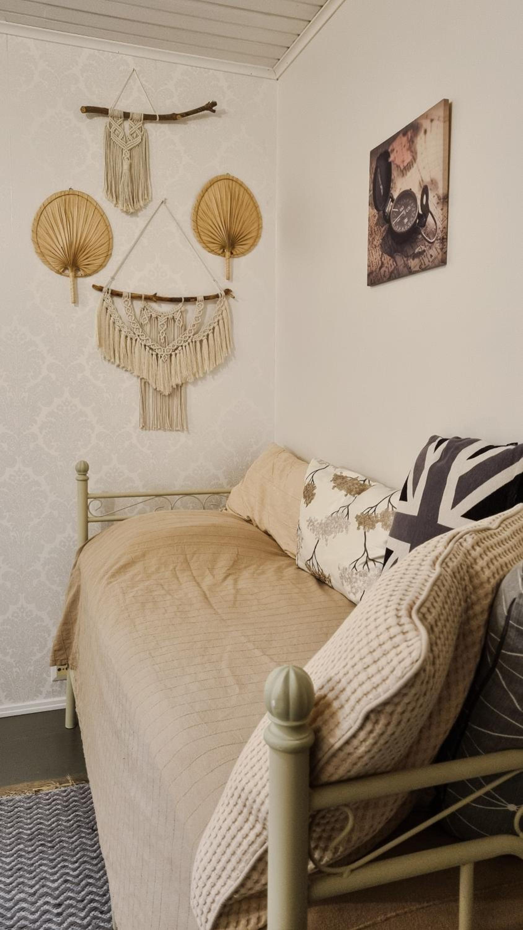 Hotel Päätyhuoneisto: Nariseva puulattia! - Image 1