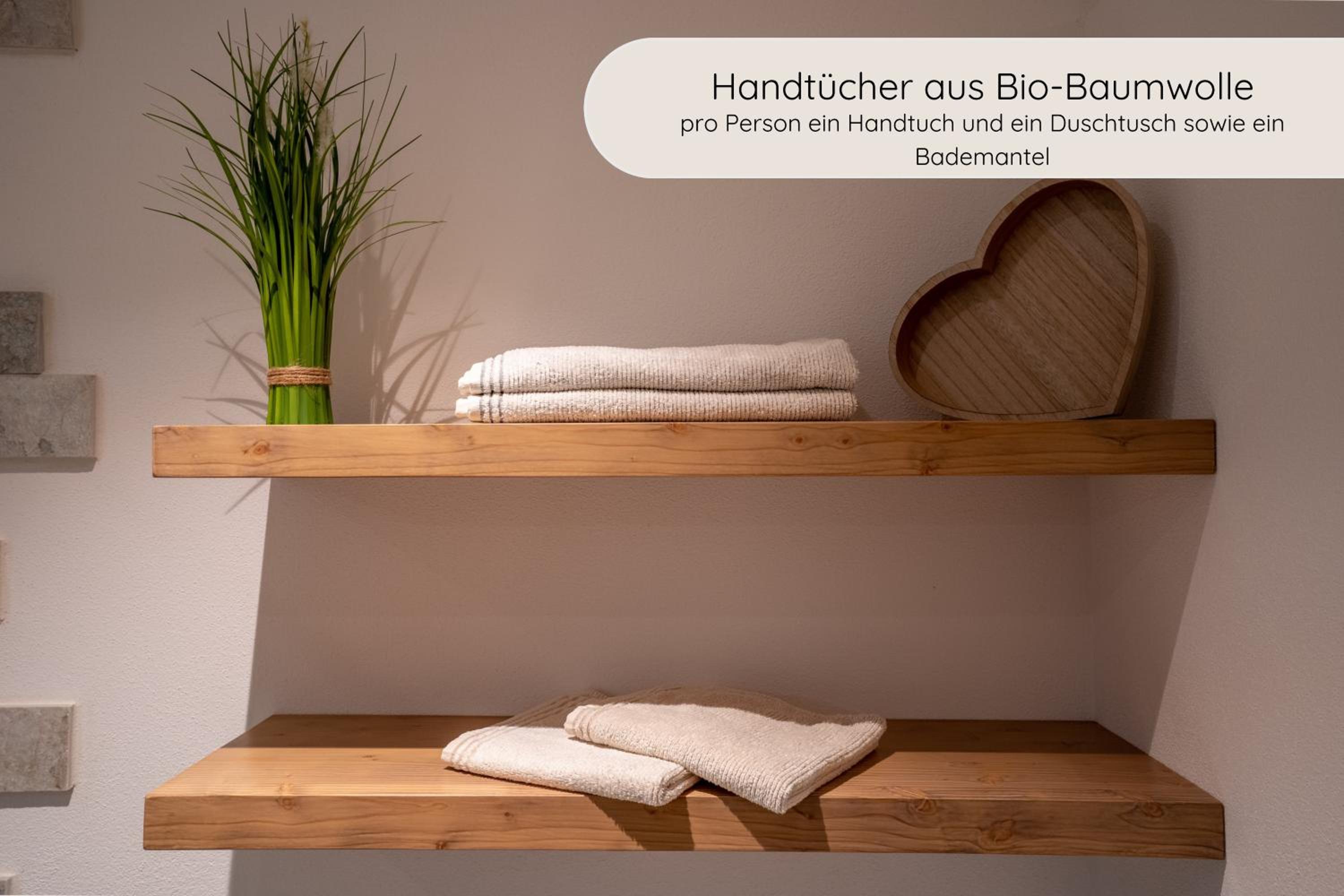 INVITA Natur-Chalets - Gruppenurlaub, Events im Schwarzwald - 6 Apartments, 25 Personen