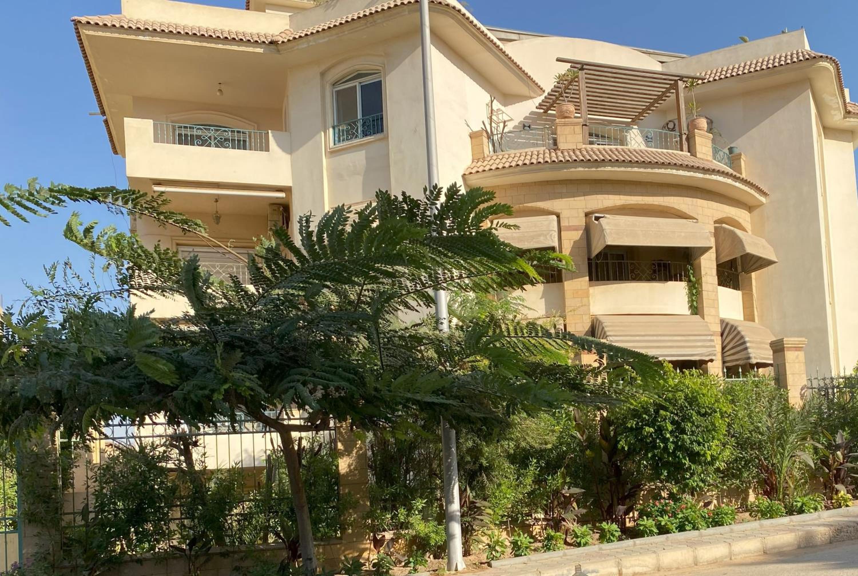 garden villa apartment 125A