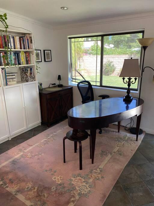 Los Angeles Vacations - Los Angeles Serenity, A Reseda Family Home - Property Image 16