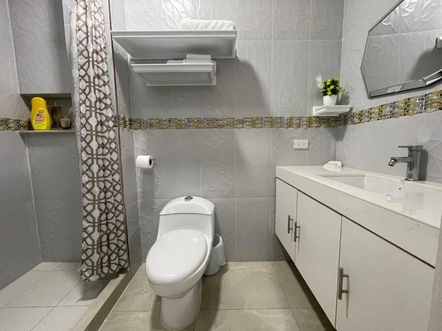 Hermoso apartamento #13 piso 3 view 4