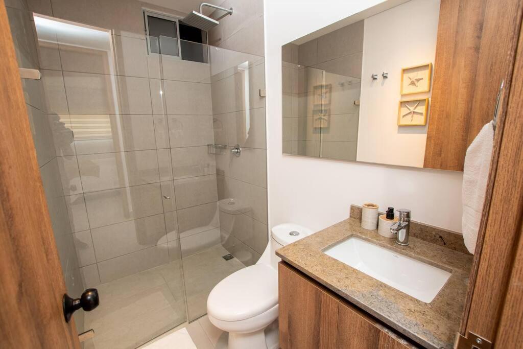 RODADERO EXCLUSIVO - 2hab Suite a METROS DEL MAR