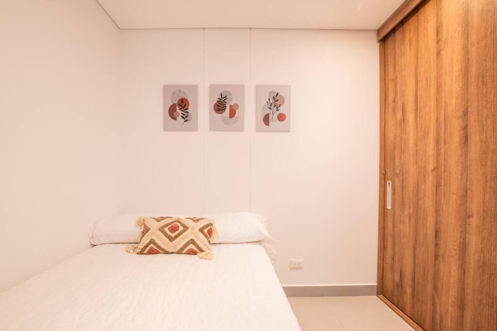 RODADERO EXCLUSIVO - 2hab Suite a METROS DEL MAR