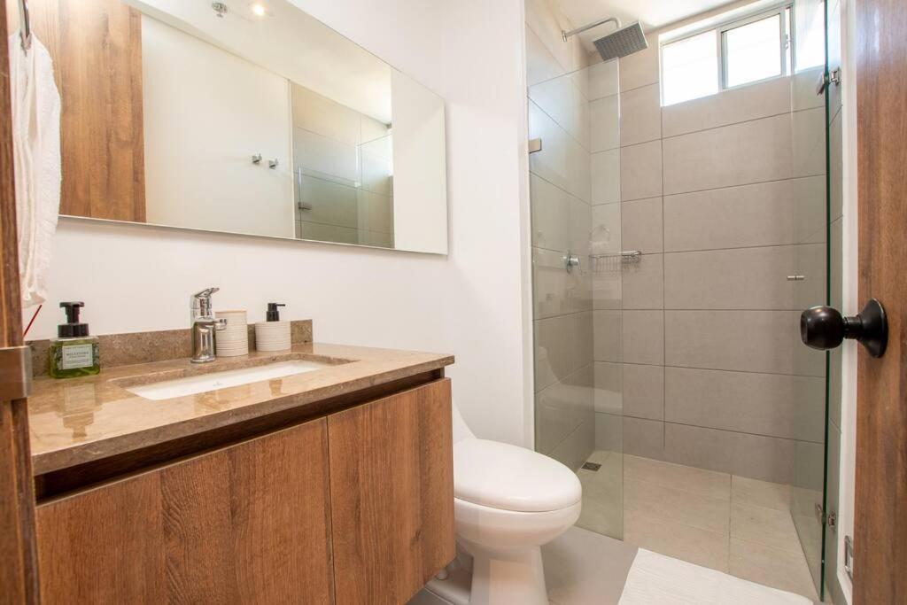 RODADERO EXCLUSIVO - 2hab Suite a METROS DEL MAR